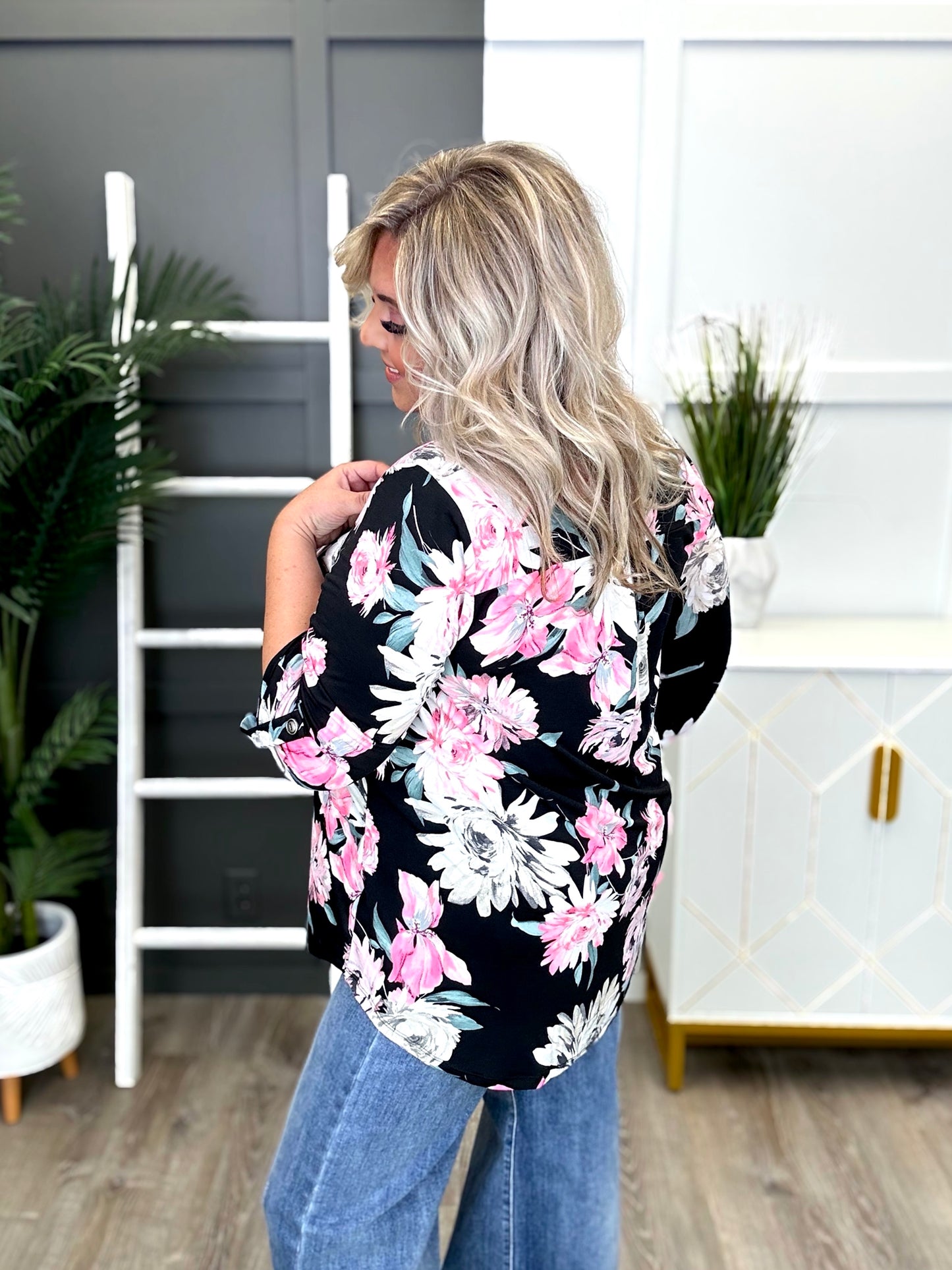 Dear Scarlett Women's Black & Pink Floral Print Lizzy Top