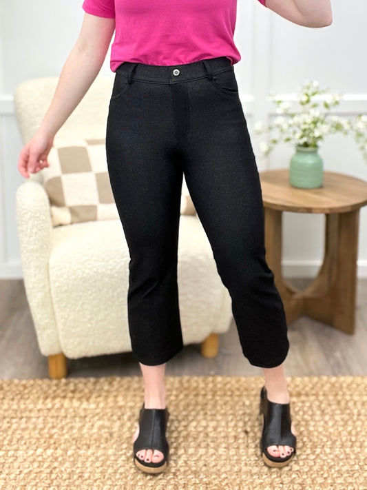 The Peyton Straight Leg Capri Jeggings - Black