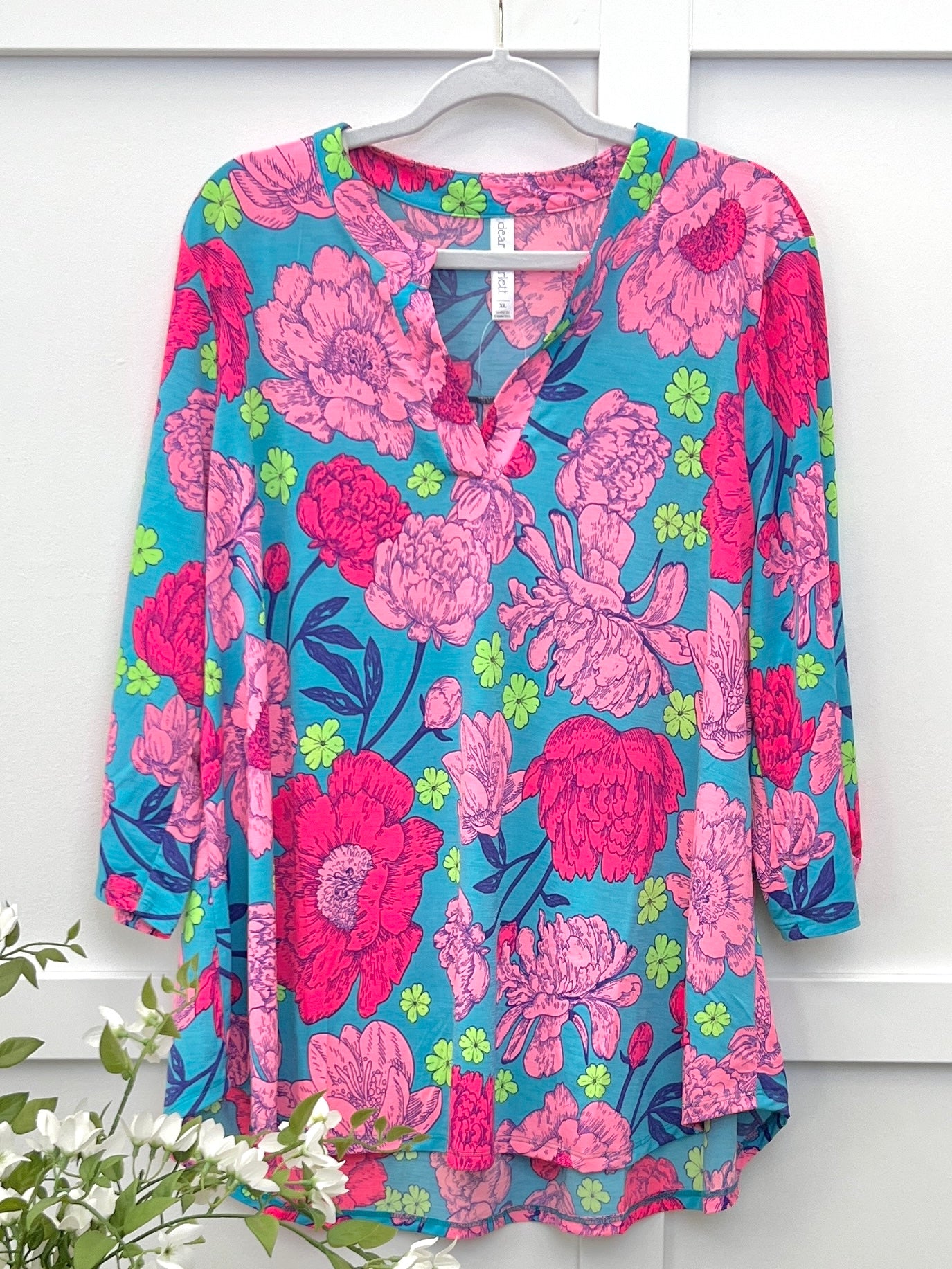 Dear Scarlett Women's Vibrant Floral Print Lizzy Top