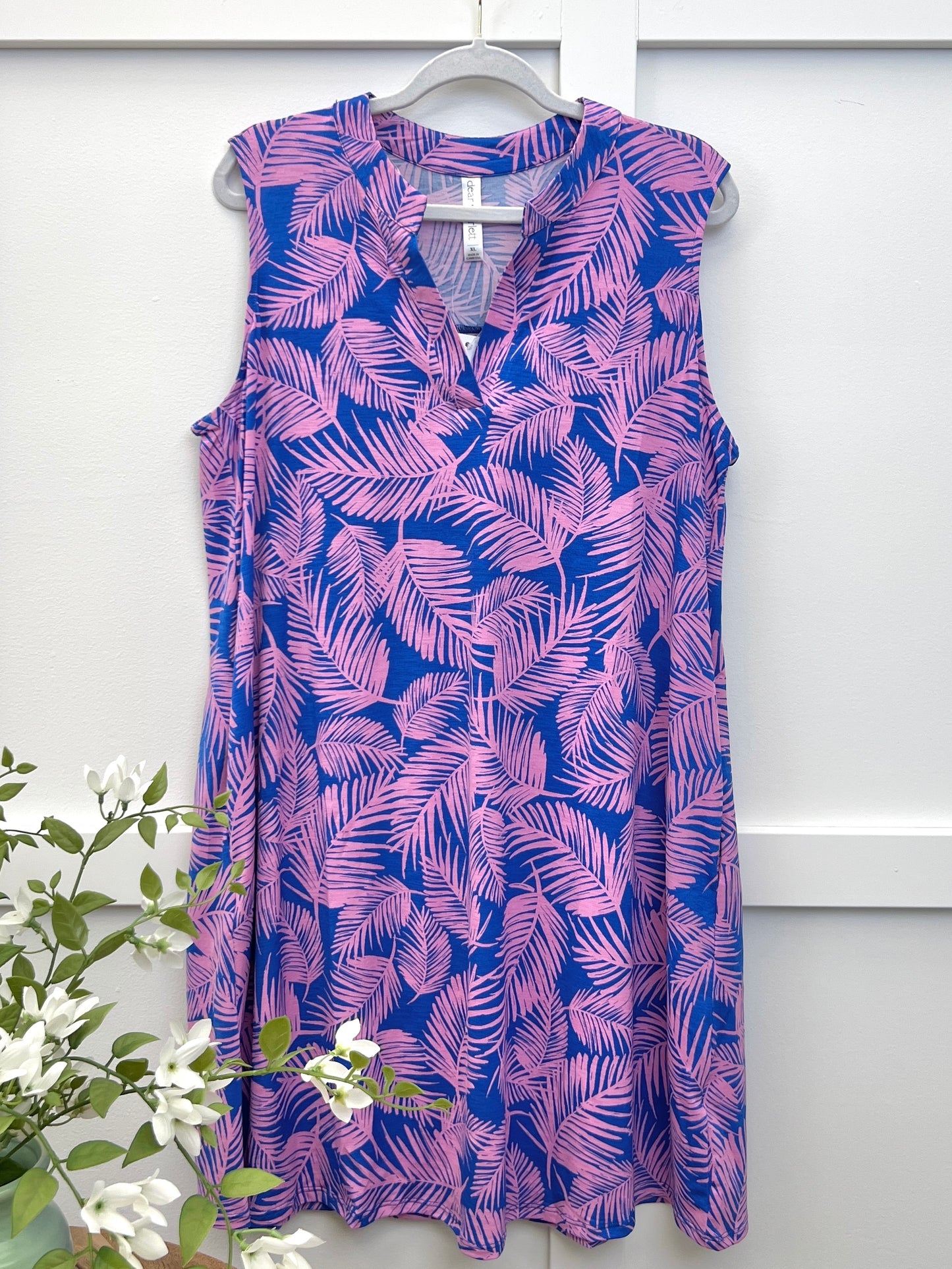 Dear Scarlett Women's Royal Blue & Pink Leaf Pattern Sleeveless Lizzy Dress