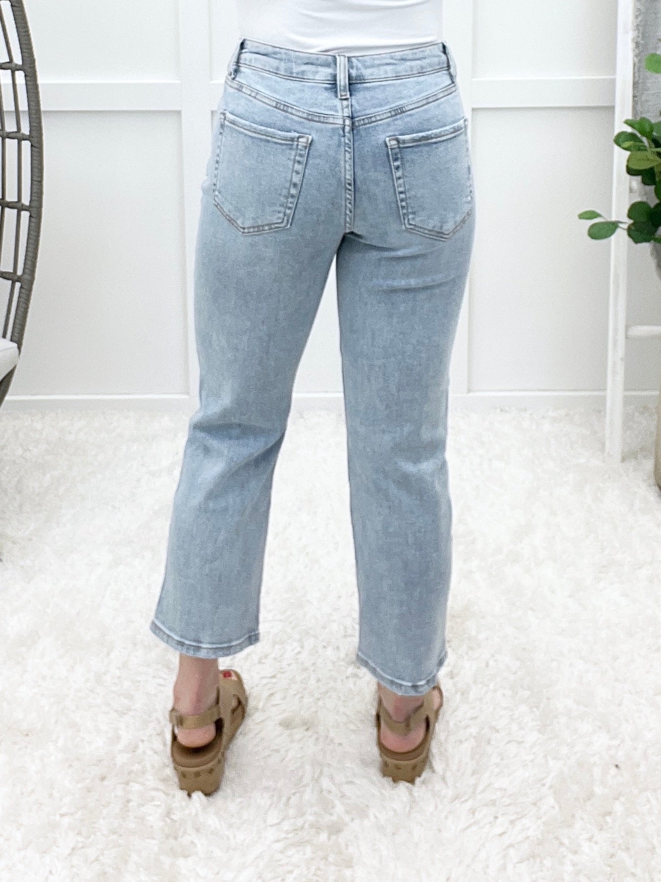 Mary High Rise Crop Straight Light Wash Jeans