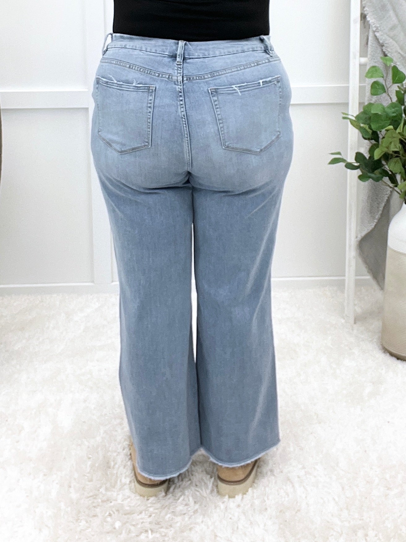 The Selina Super High-Rise Wide Leg Jeans