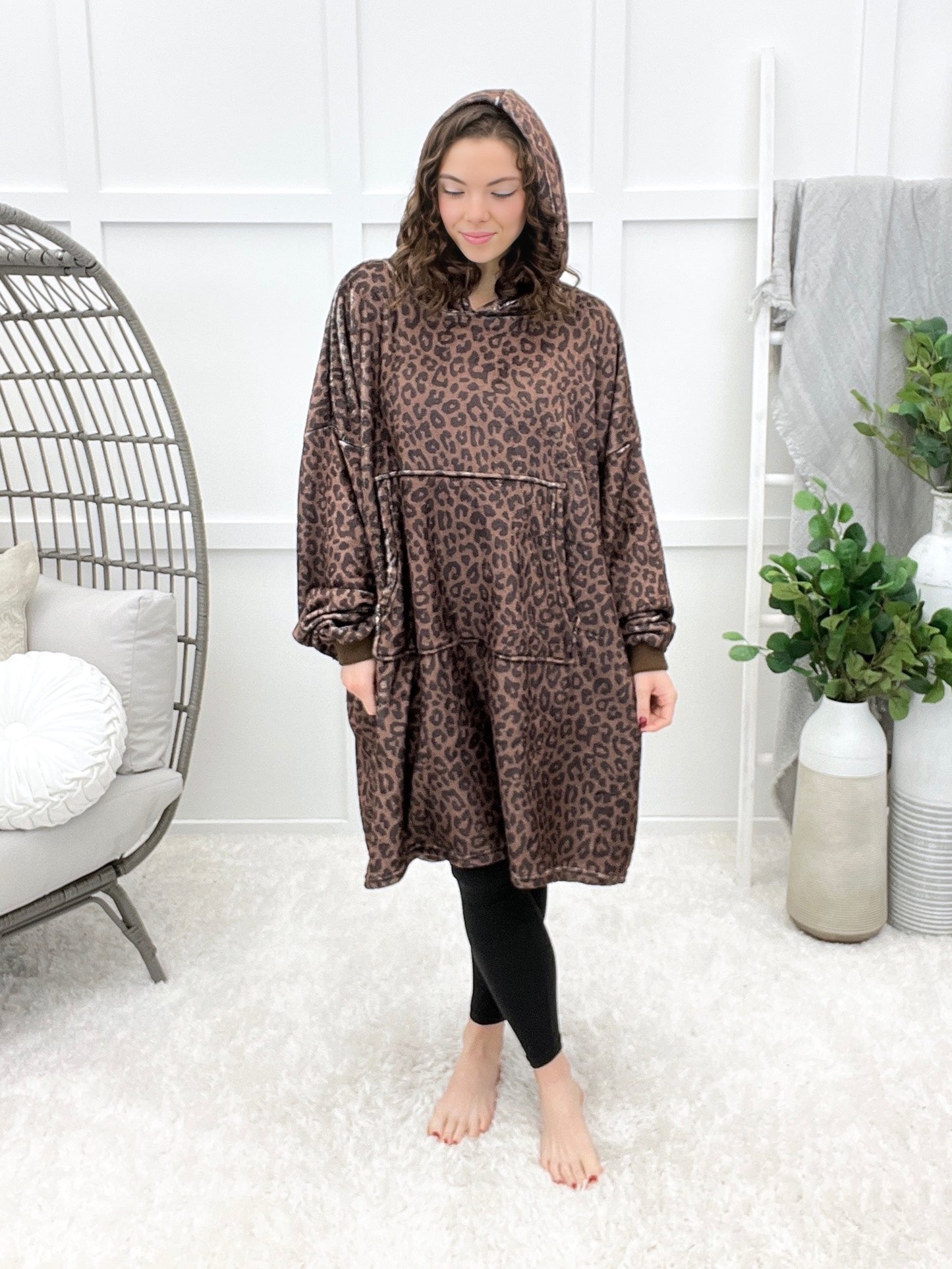 Cozy Blanket Hoodie - Leopard