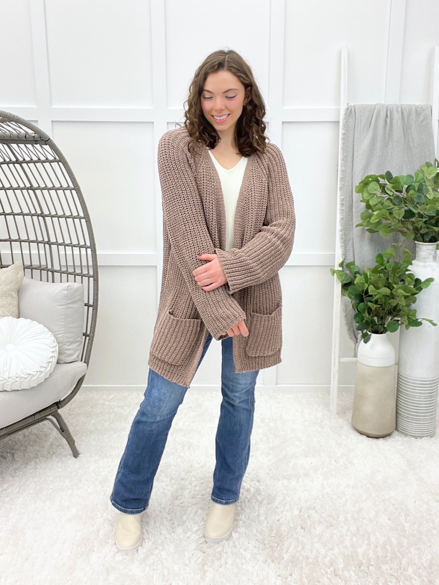 Feel This Moment Cardigan - Mocha