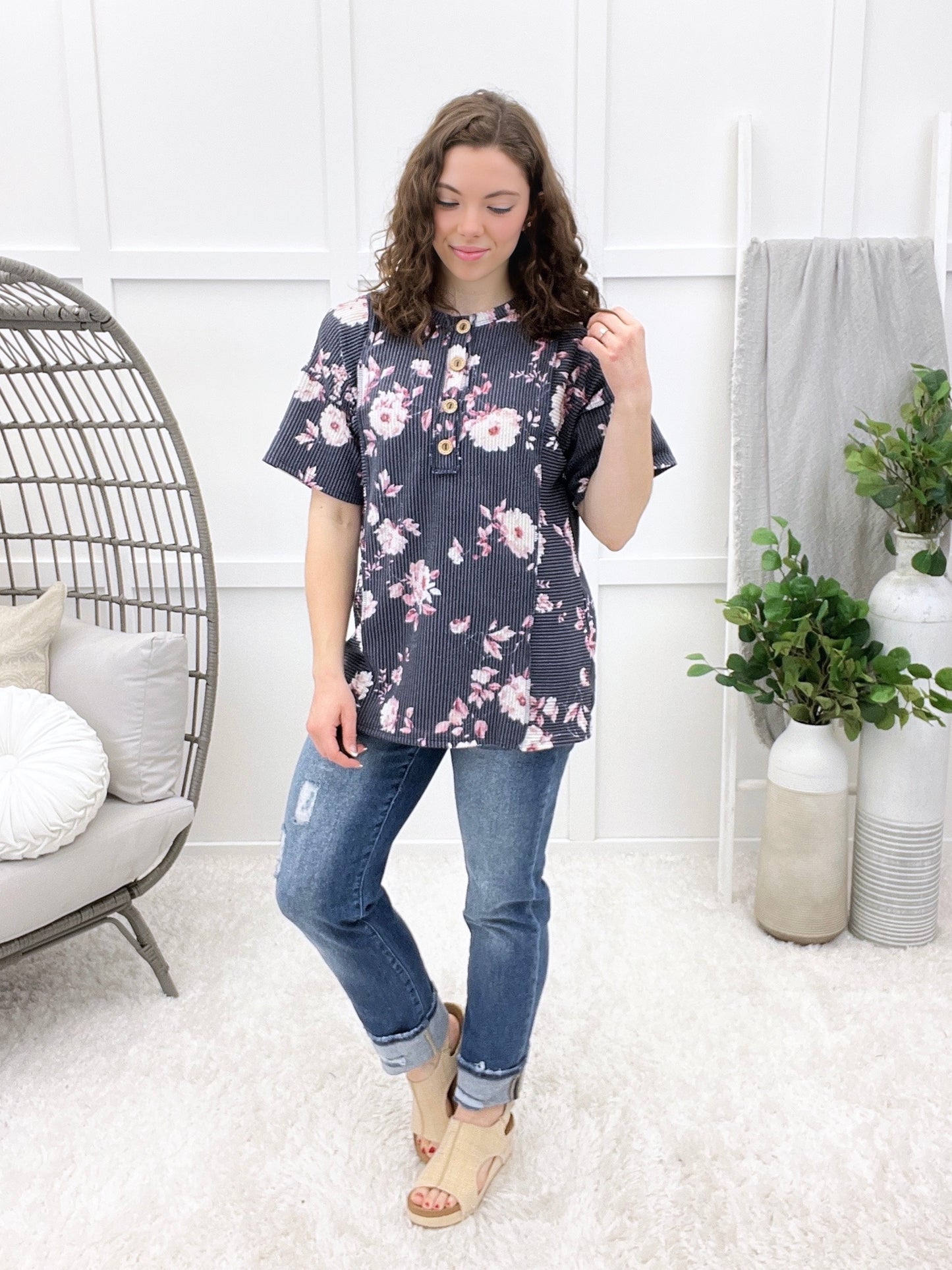 No Second Guessing Top