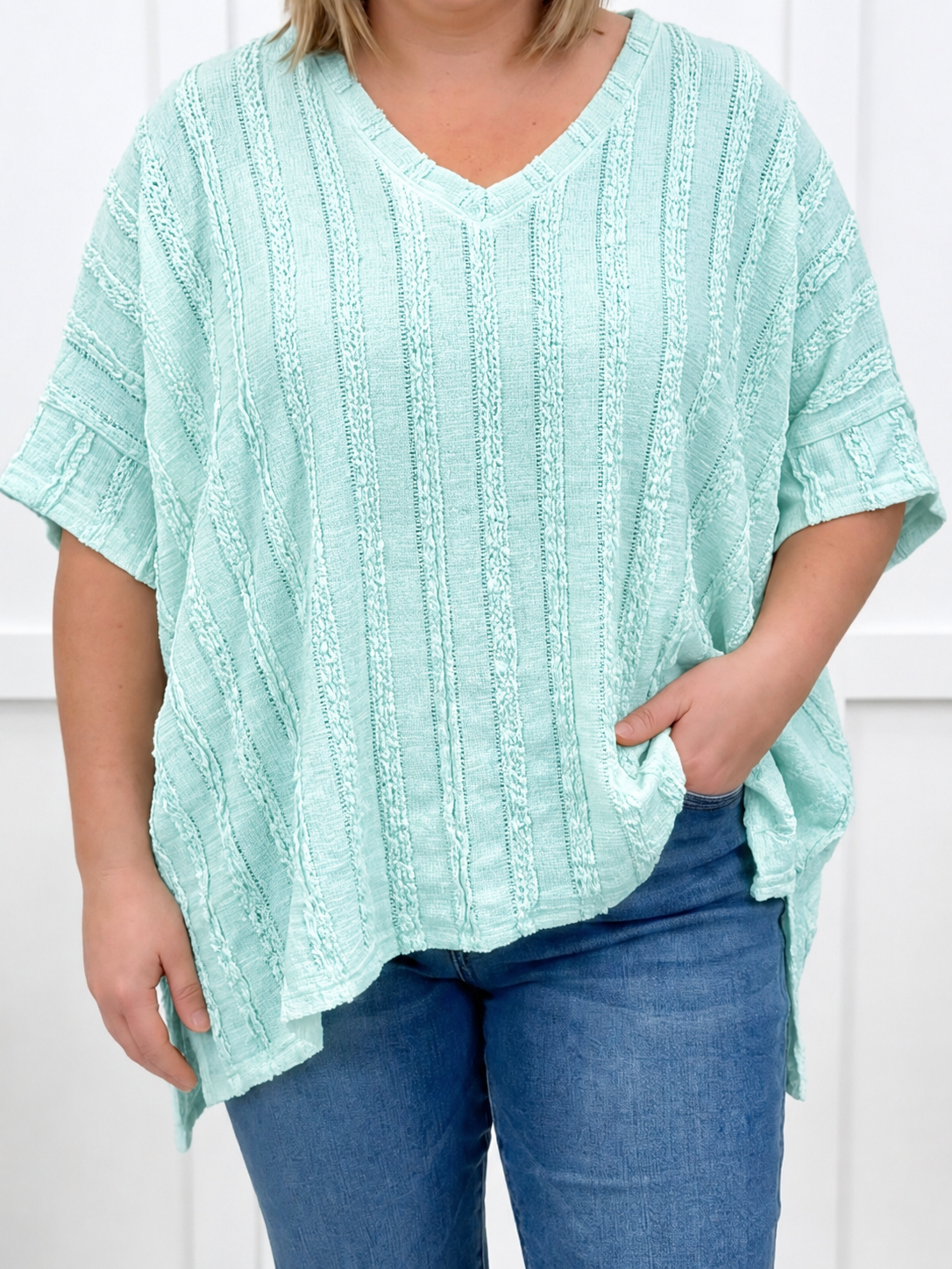 Stylish Beauty Top - 4 Colors!