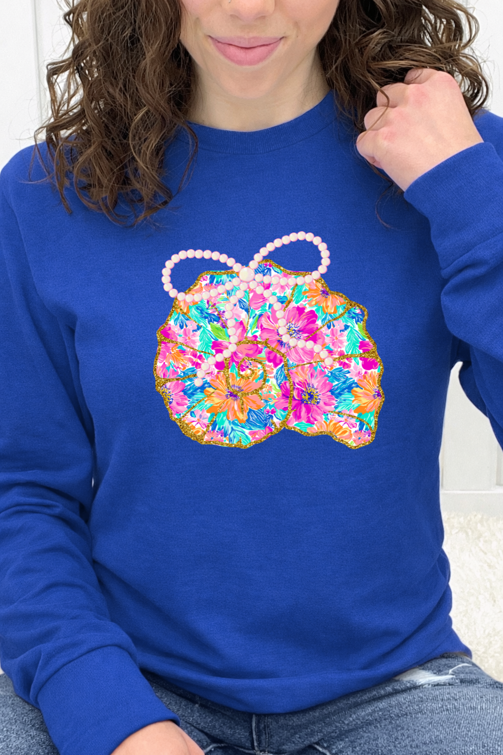 Pearl Bow Floral Conch Shell Graphic Collection