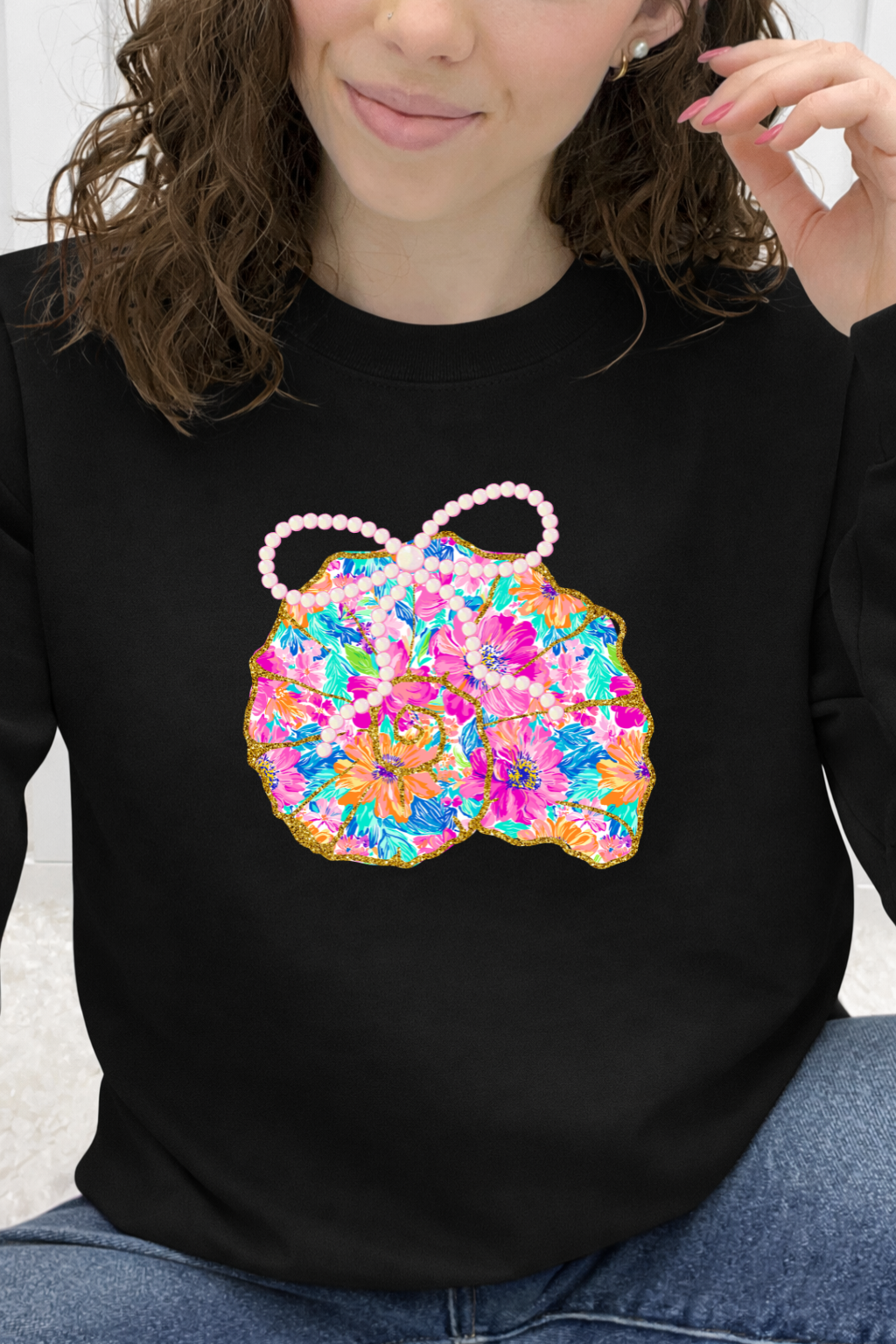 Pearl Bow Floral Conch Shell Graphic Collection