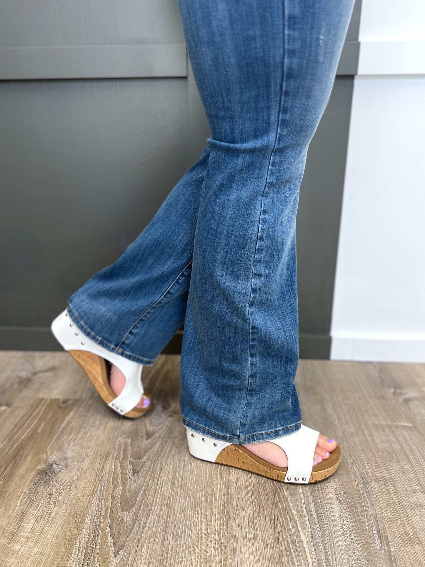 Judy Blue The Nora Bootcut Jeggings