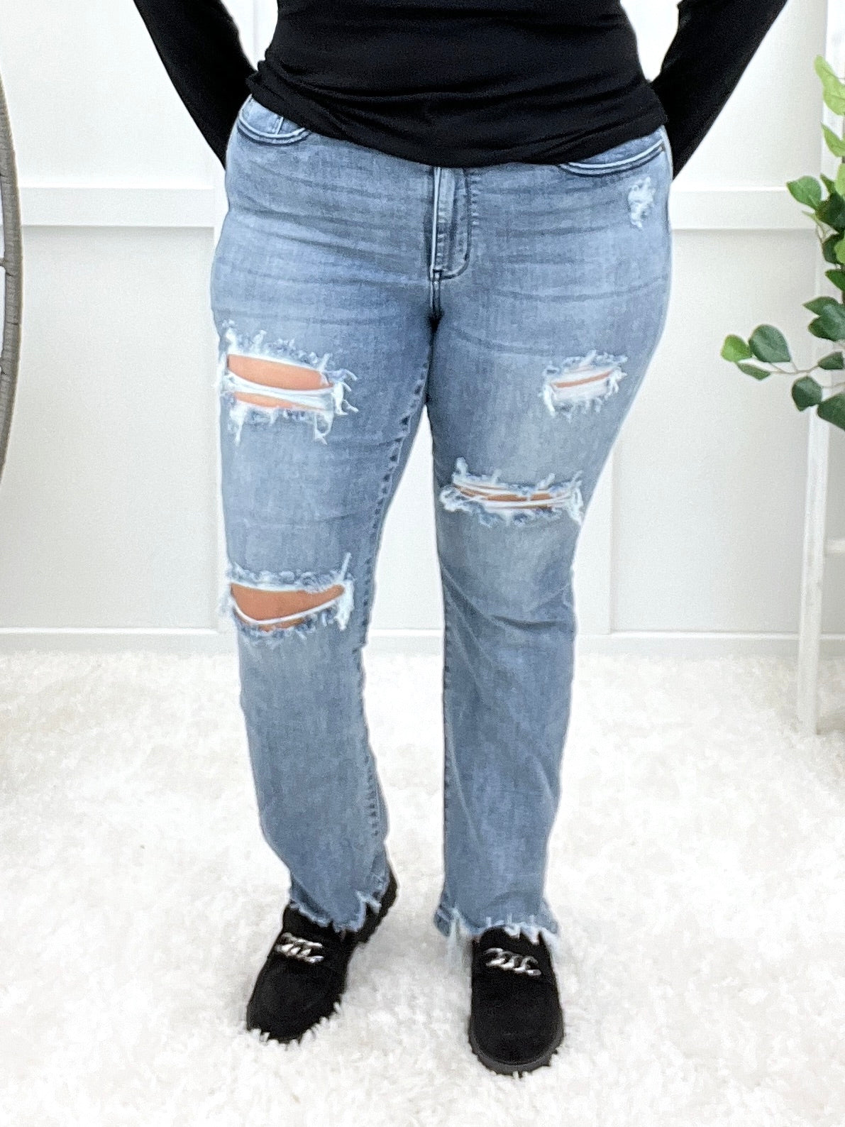 Judy Blue The Alaina Straight Leg Jeans