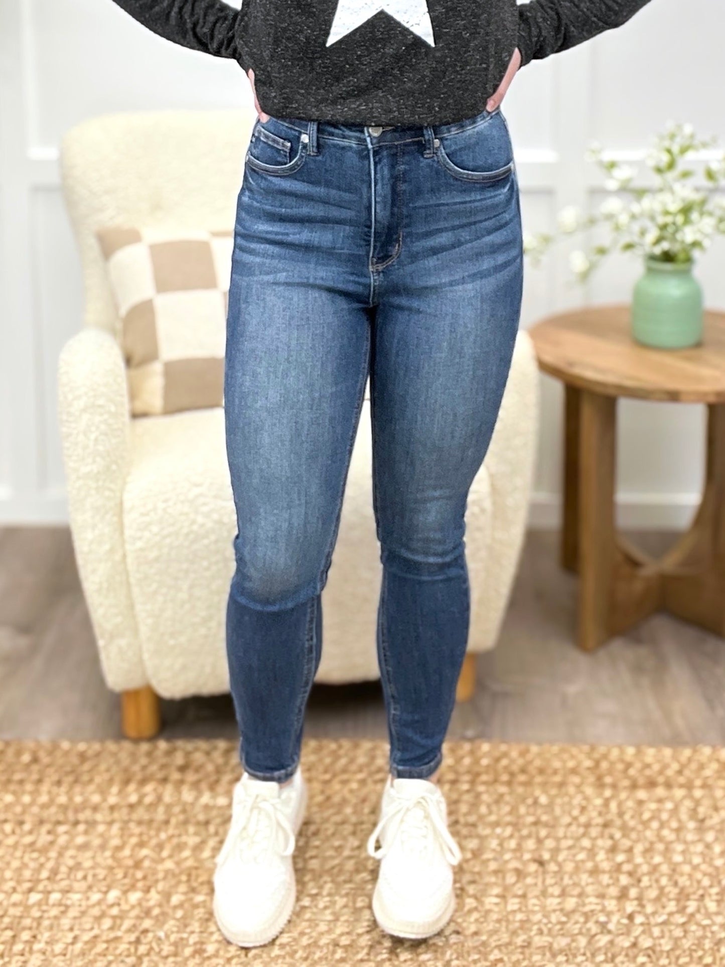 Judy Blue Slim To None Tummy Control Classic Skinny Jeans