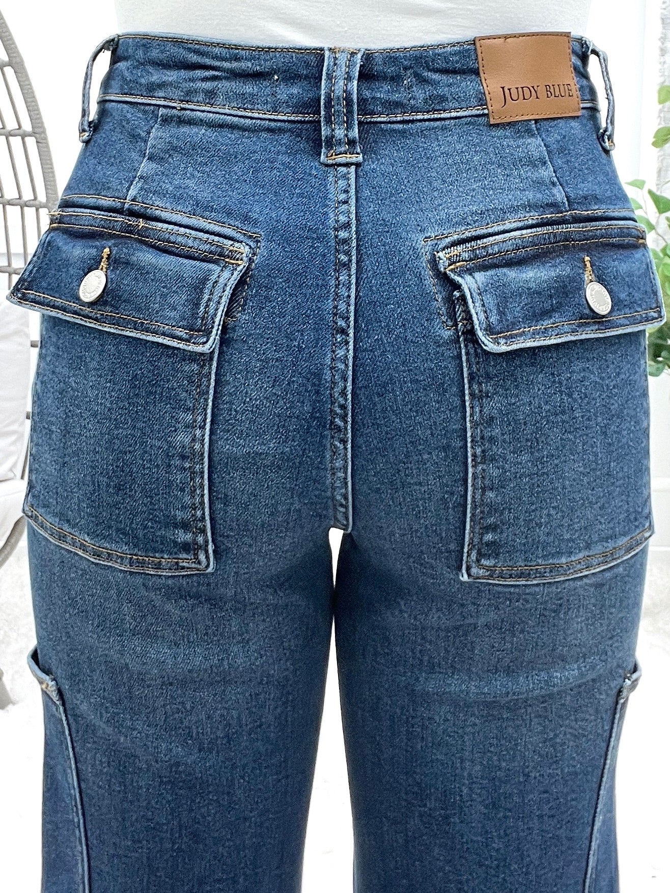 Judy Blue The Claire Wide Leg Cargo Jeans