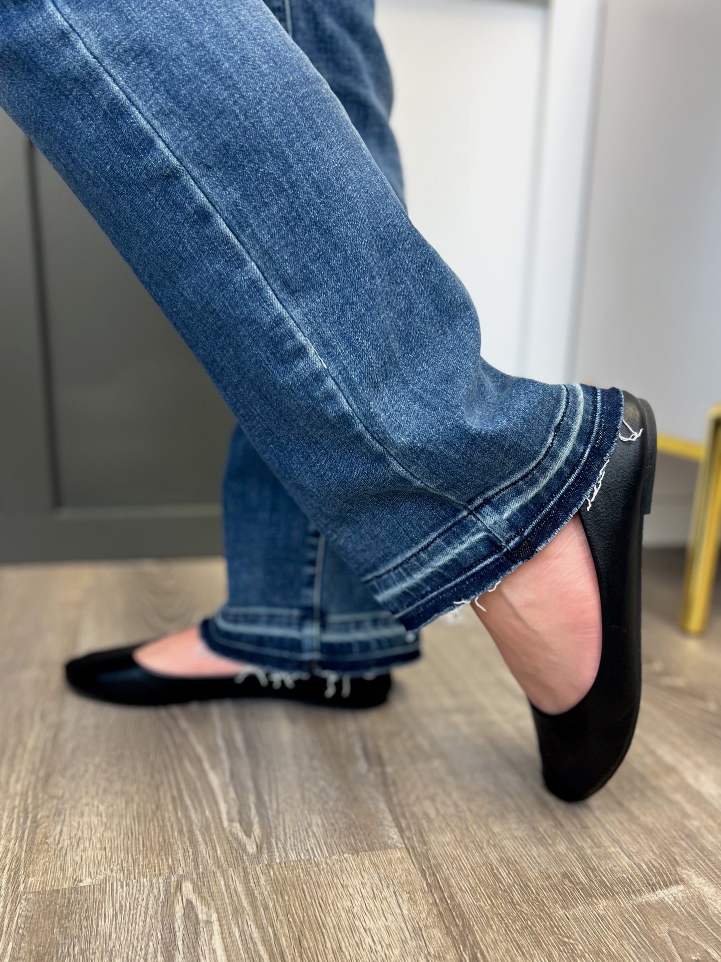 Judy Blue No Joke Mid-Rise Dad Jeans w/ Release Hem