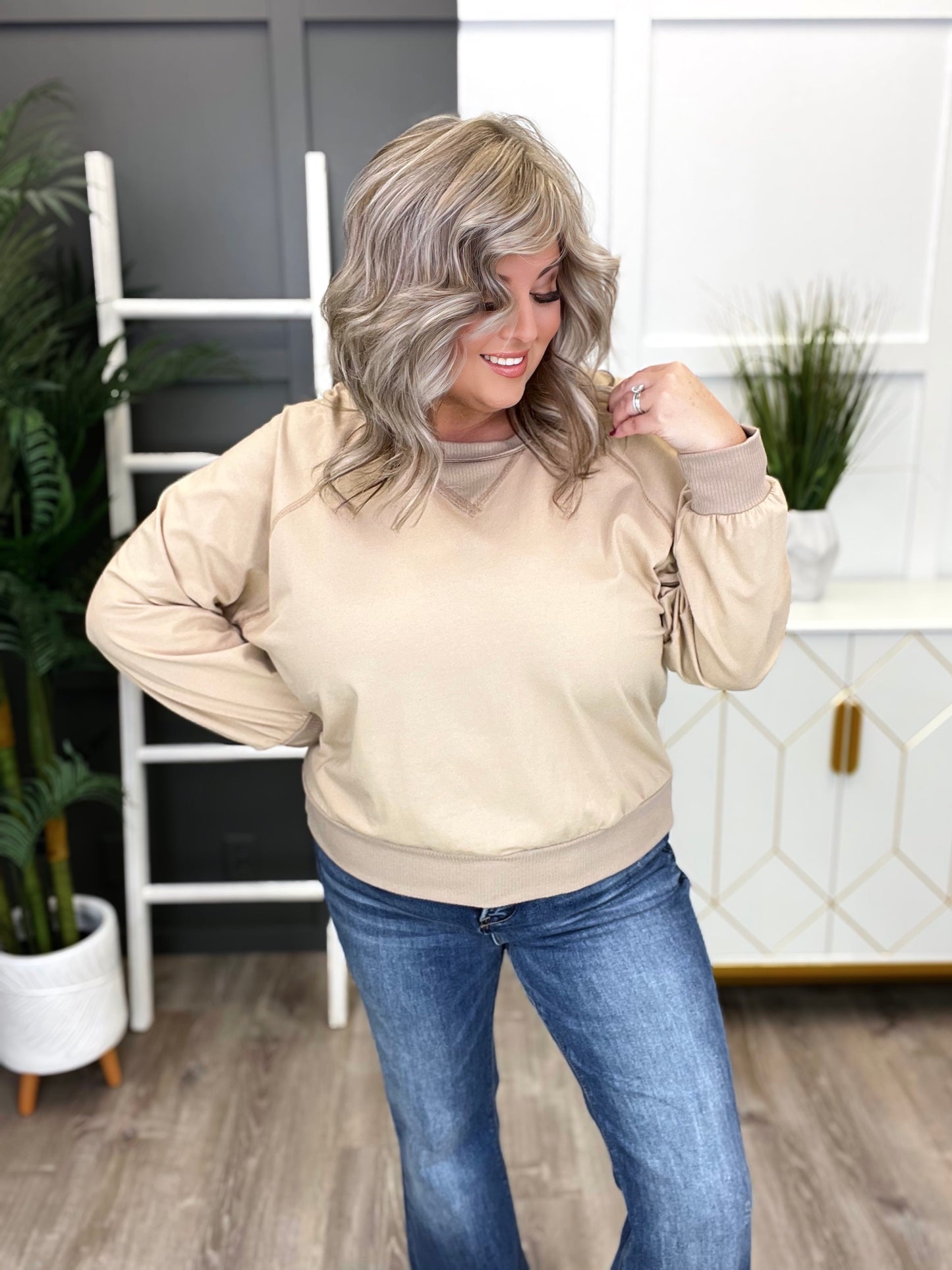 Women's Taupe Long Sleeve Pullover Top