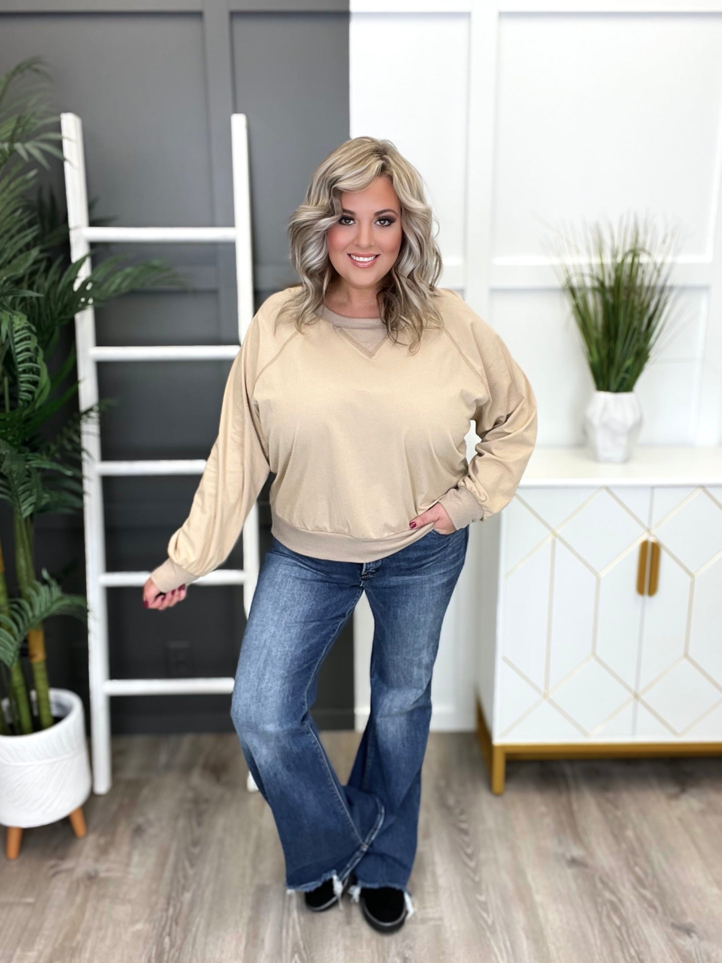 Women's Taupe Long Sleeve Pullover Top