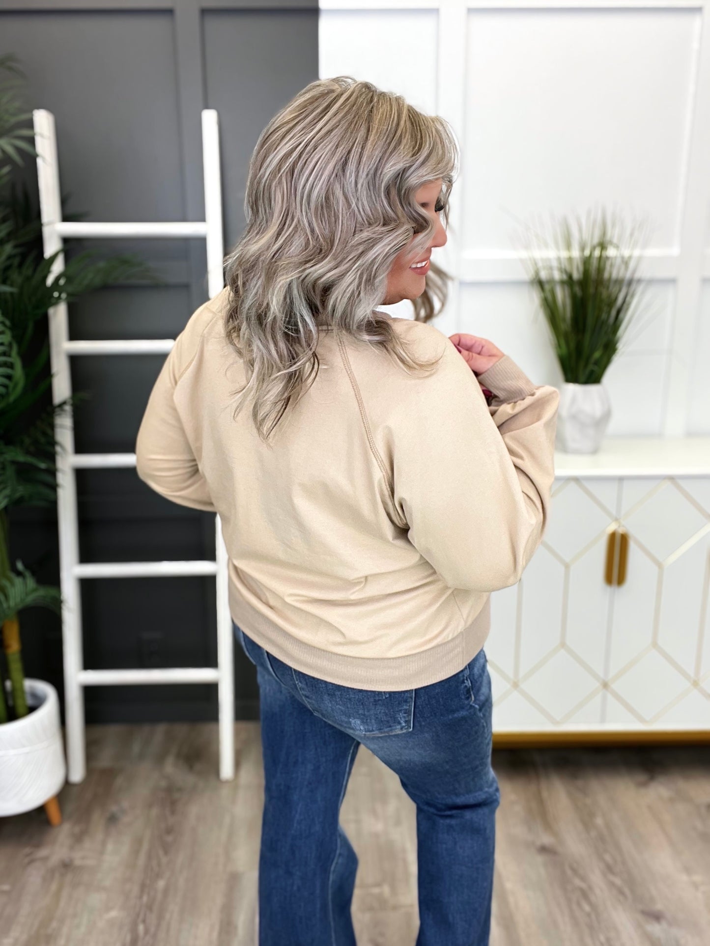 Women's Taupe Long Sleeve Pullover Top