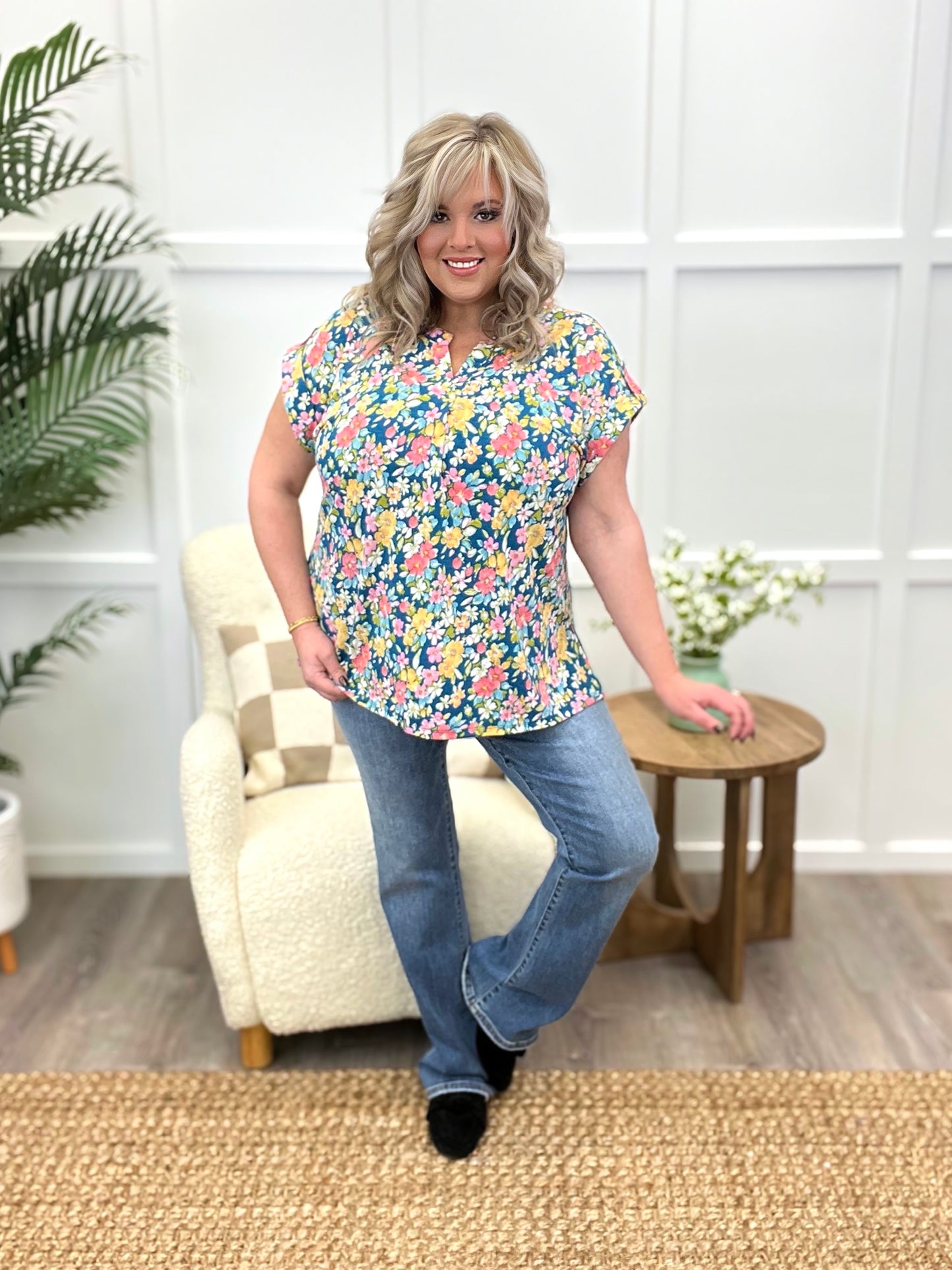 Dear Scarlett Women's Teal Floral Print Short Sleeve Lizzy Top