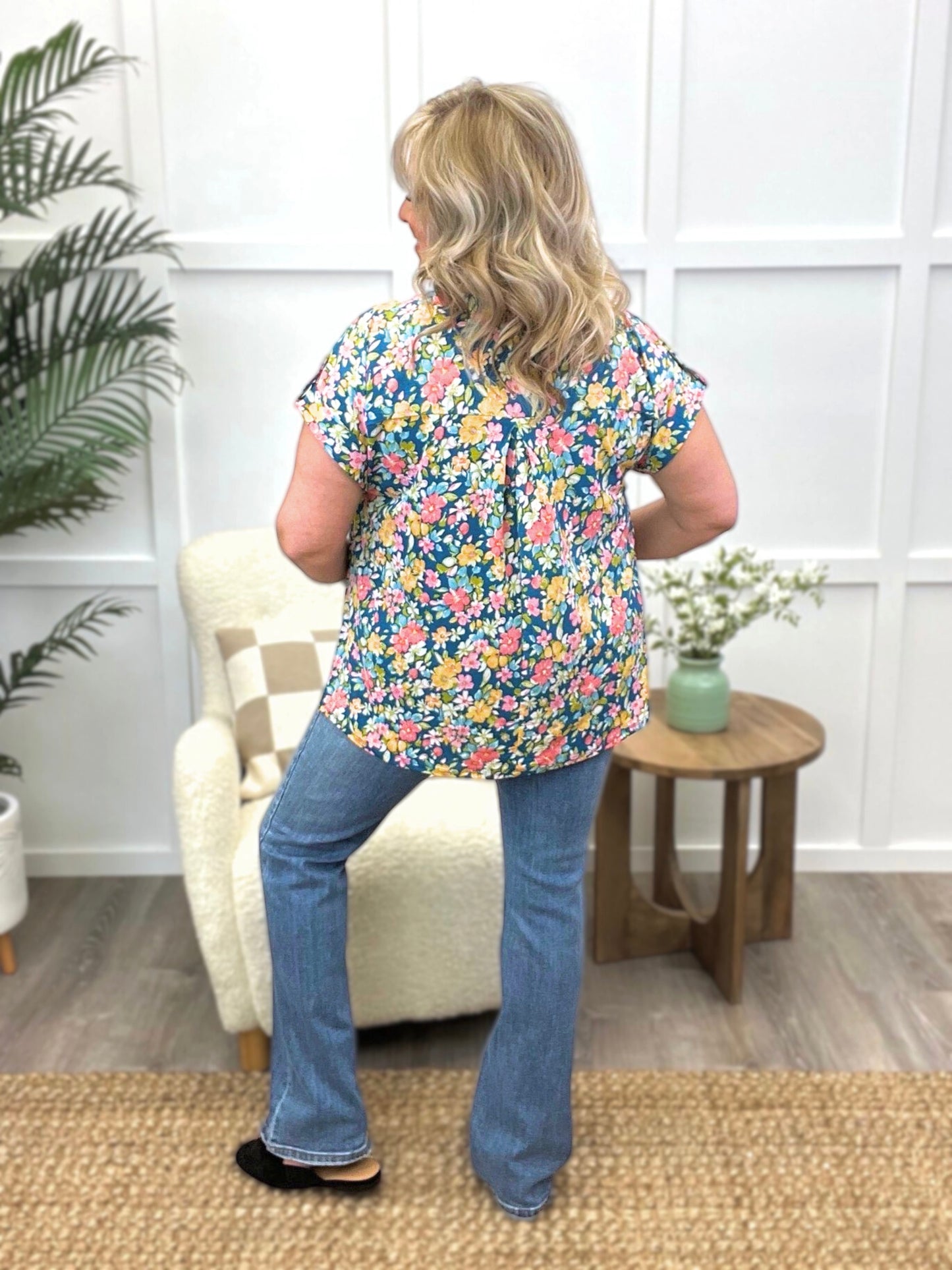 Dear Scarlett Women's Teal Floral Print Short Sleeve Lizzy Top
