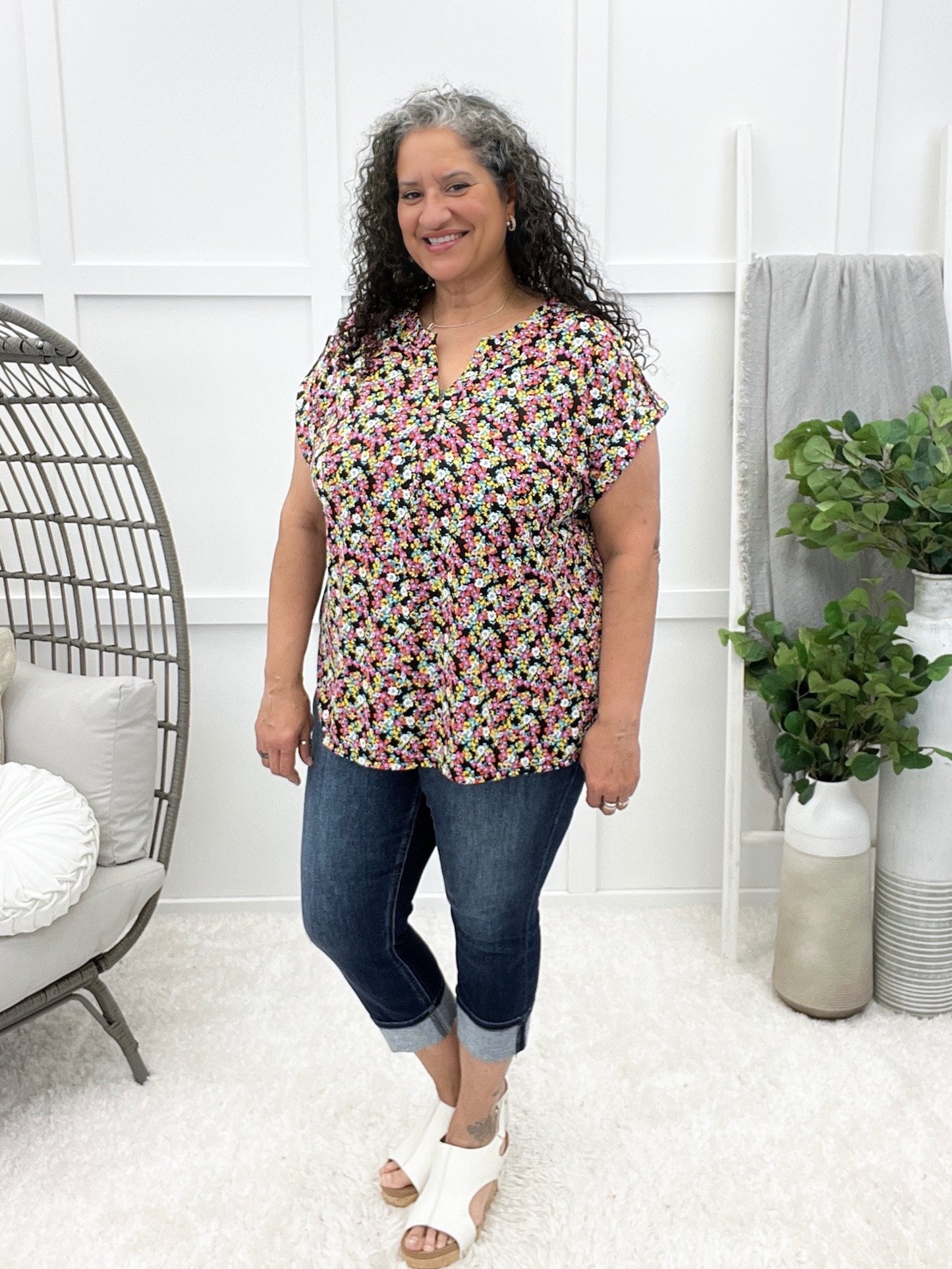 Dear Scarlett Women's Black Multi Color Floral Short Sleeve Lizzy Top