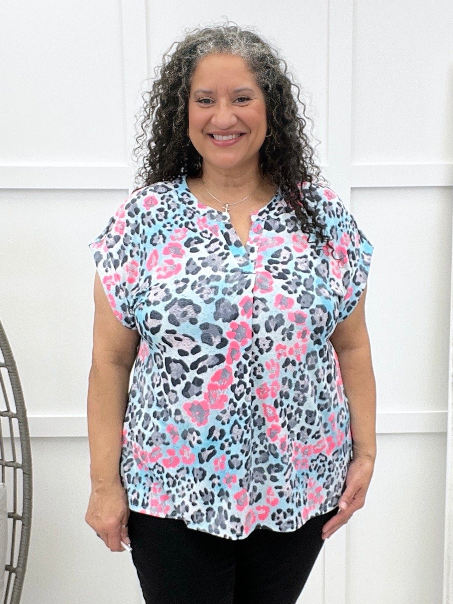 Dear Scarlett Women's Blue & Pink Leopard Short Sleeve Lizzy Top