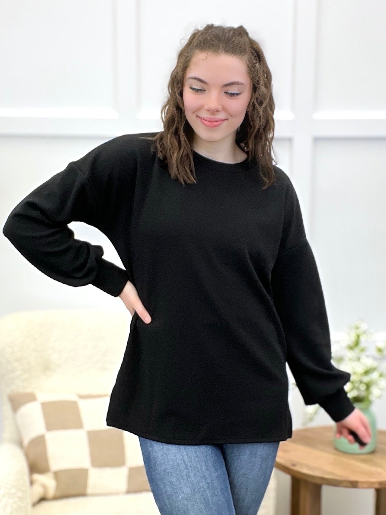 Women's Black Bubble Sleeve Top