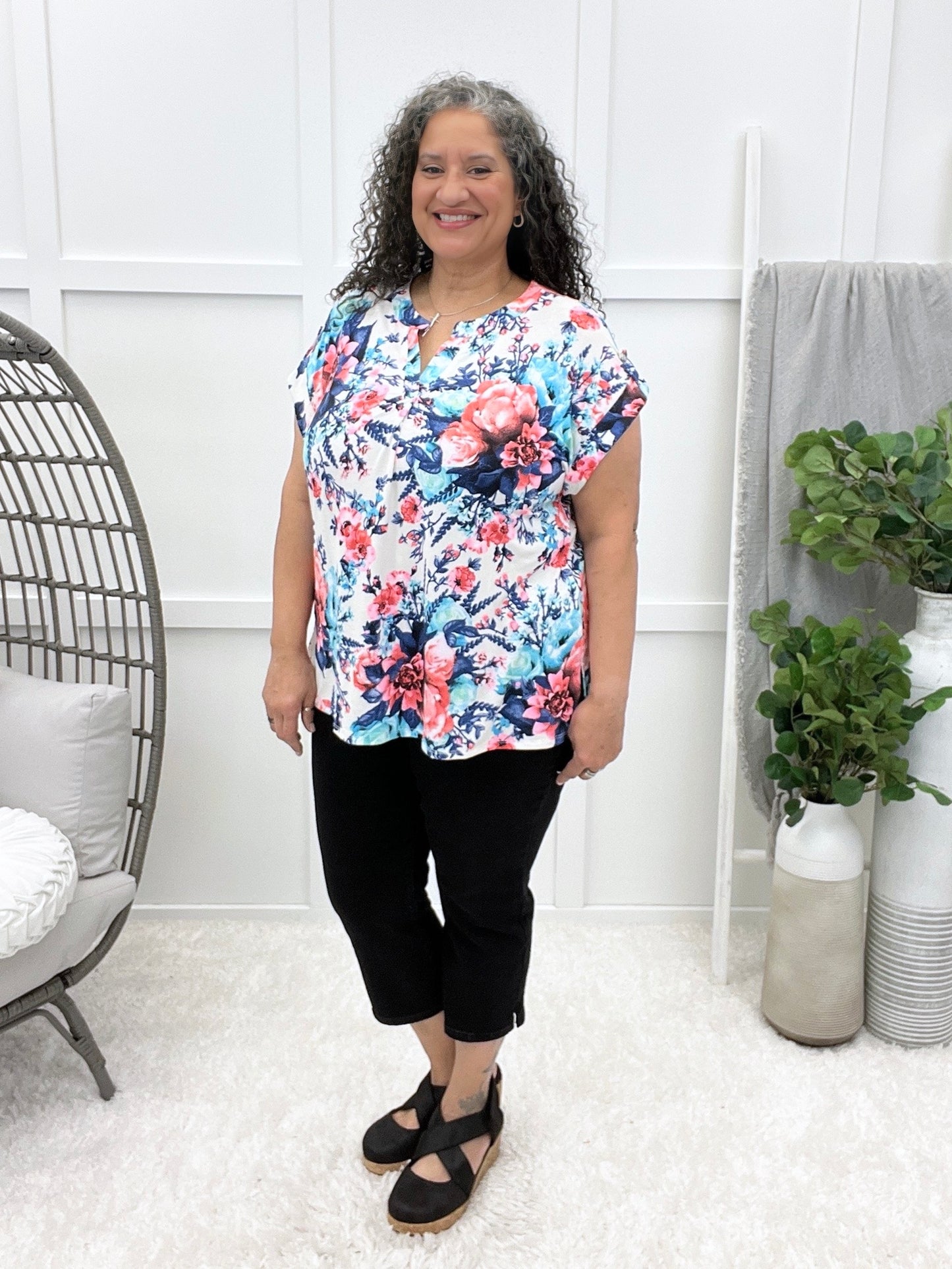 Dear Scarlett Floral Serenity Short Sleeve Lizzy Top