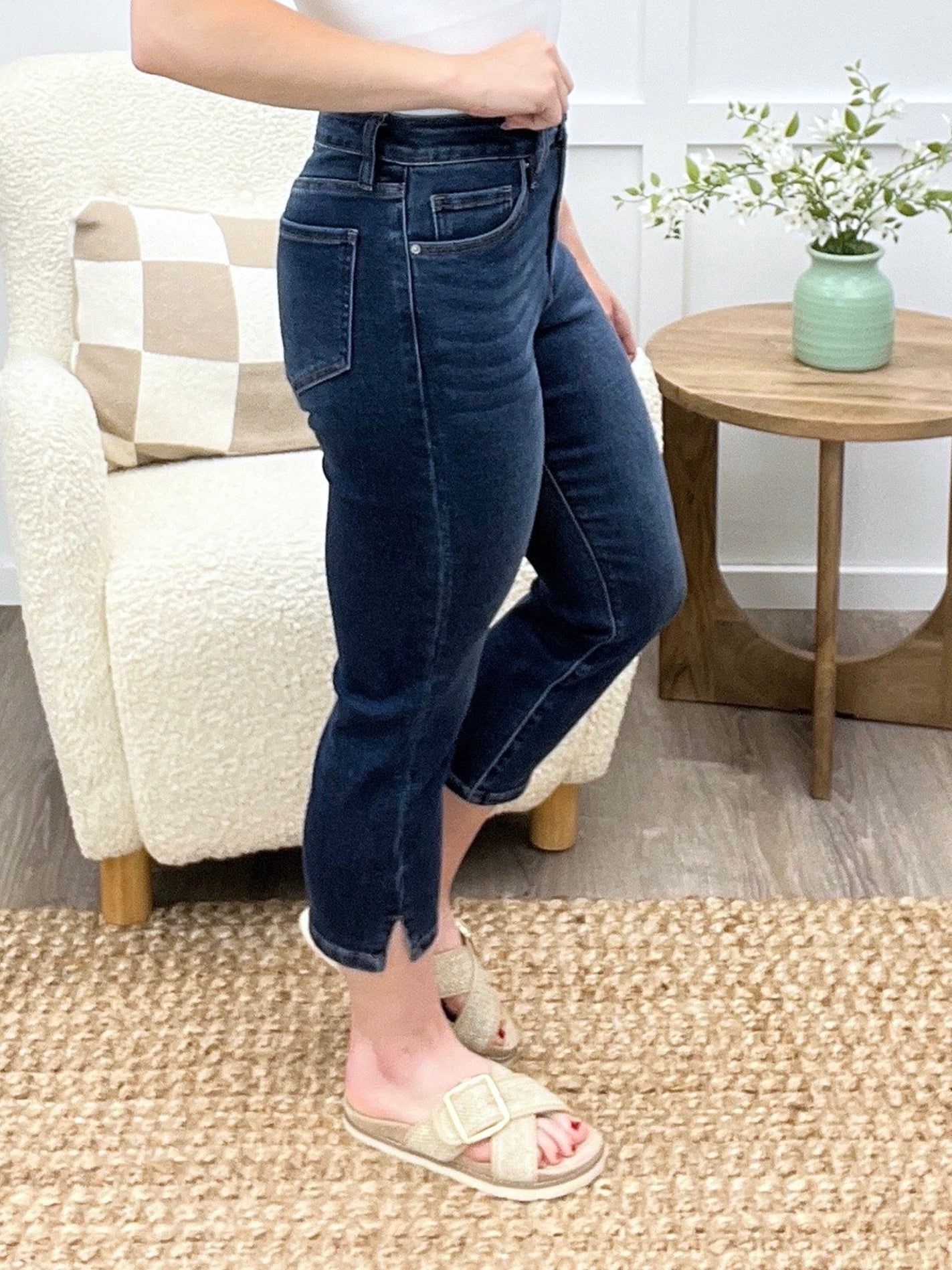 Sophia Grace High-Rise Denim Capris – Premium Stretch