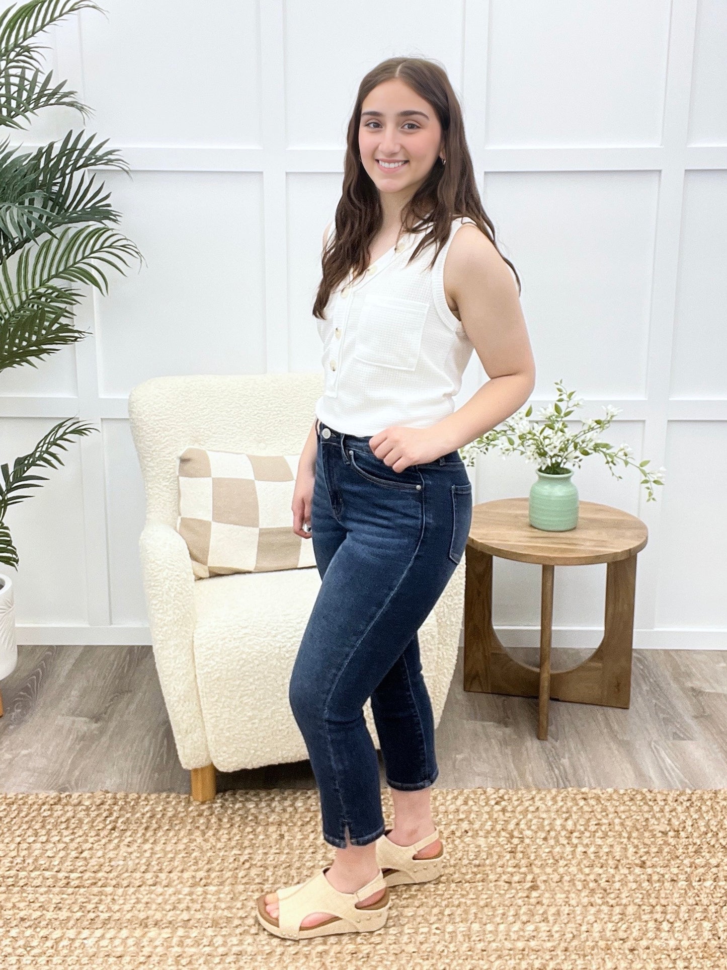 Sophia Grace High-Rise Denim Capris – Premium Stretch