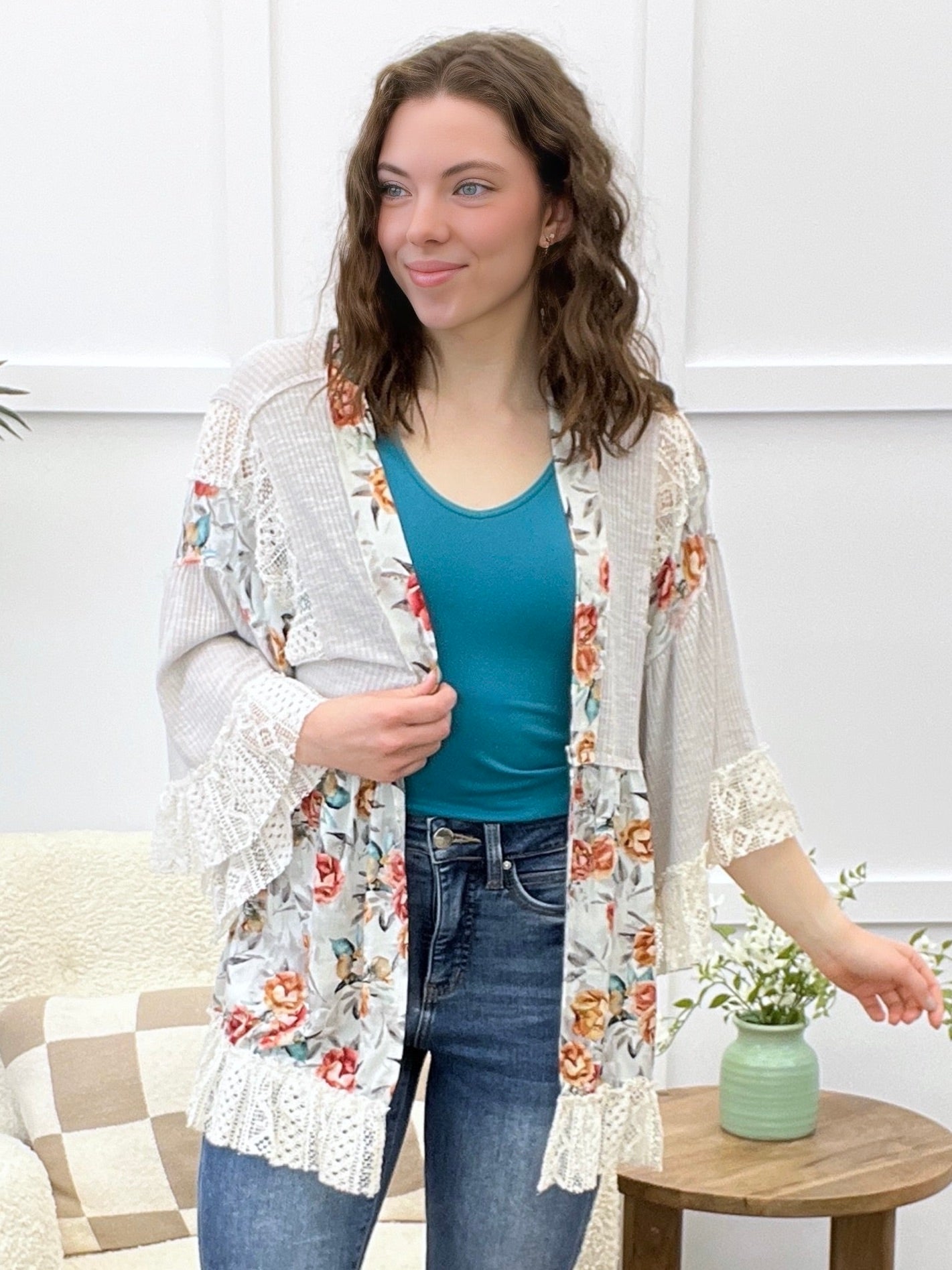 Wildflower Serenade Kimono - Light Grey