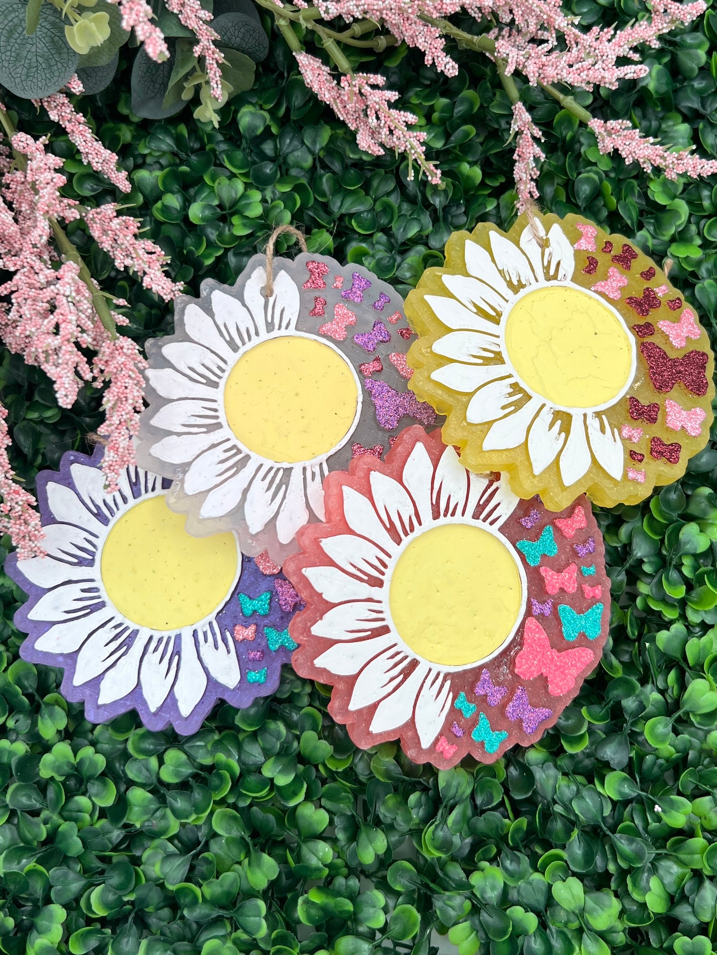 Spring Daisy With Butterflies Car Freshie
