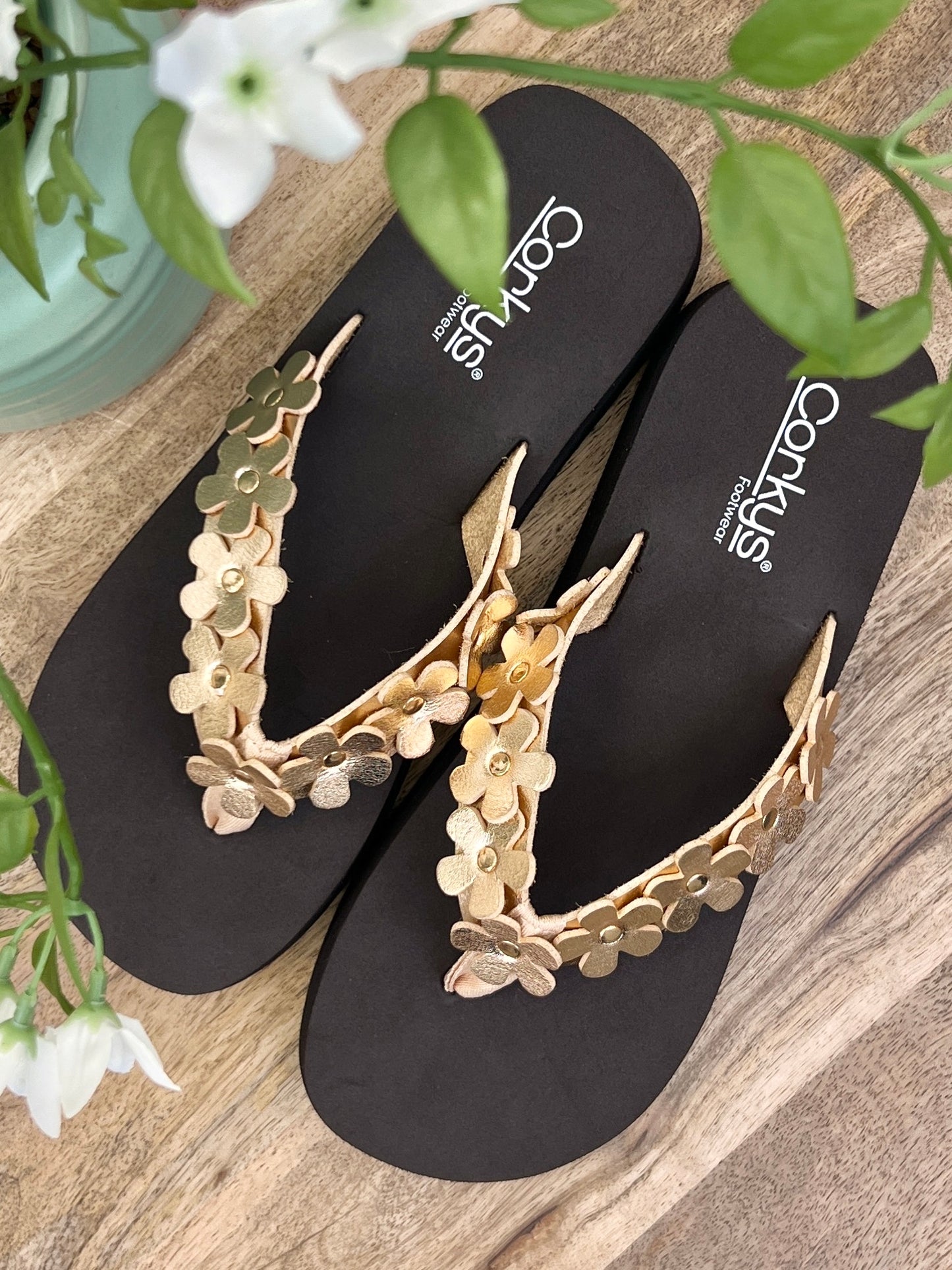 Corkys No Running Sandal - Gold Metallic