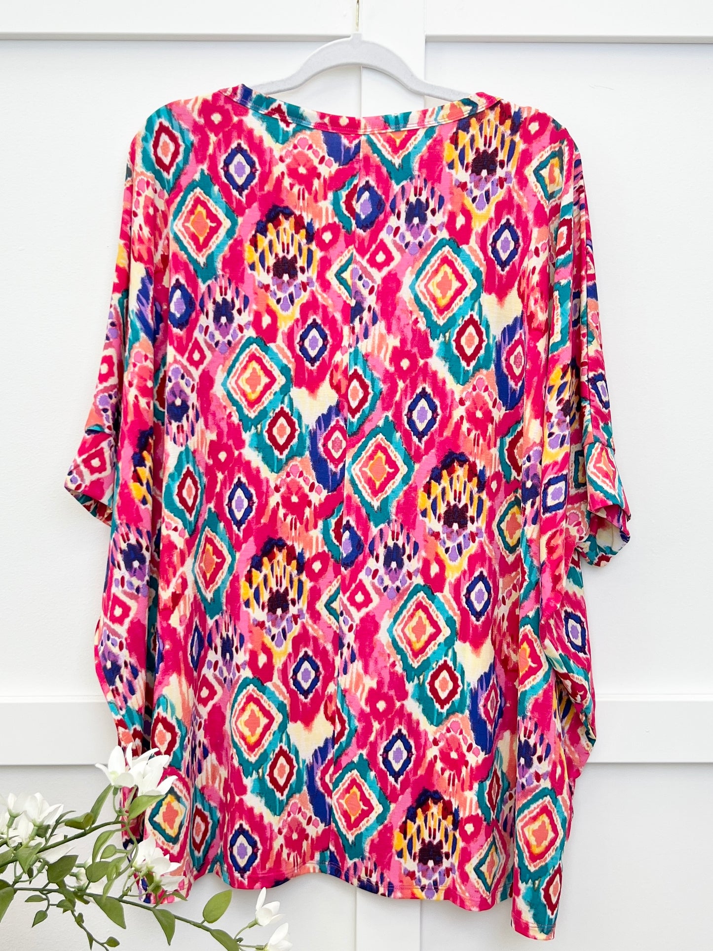 Dear Scarlett Multicolor Geometric Print Essential Top