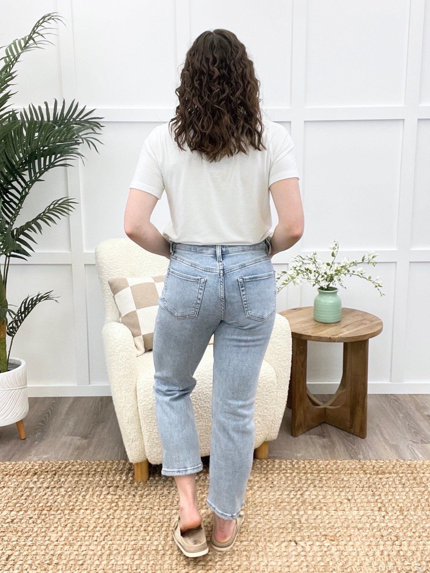 Mary High Rise Crop Straight Jeans
