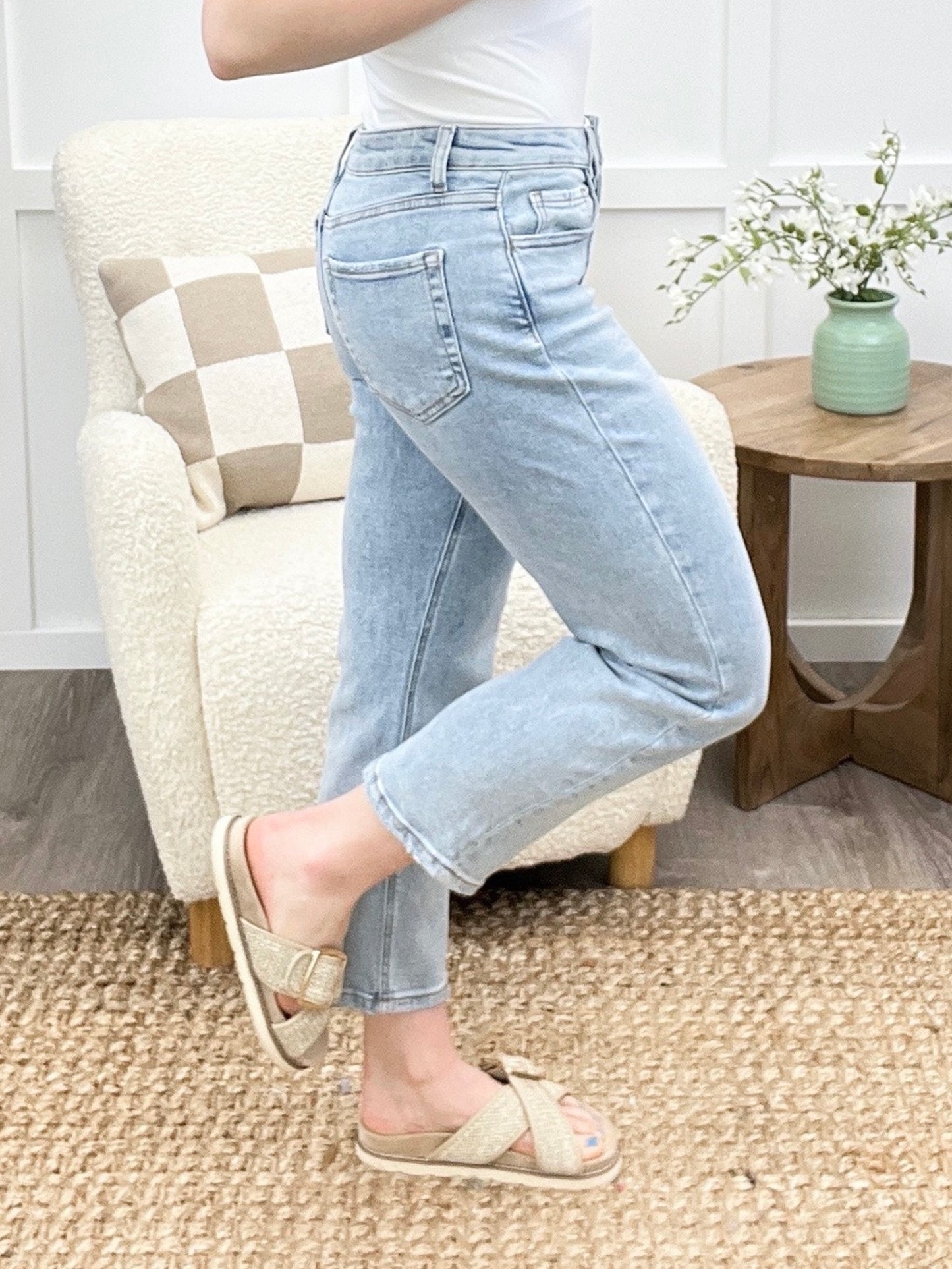 Mary High Rise Crop Straight Jeans