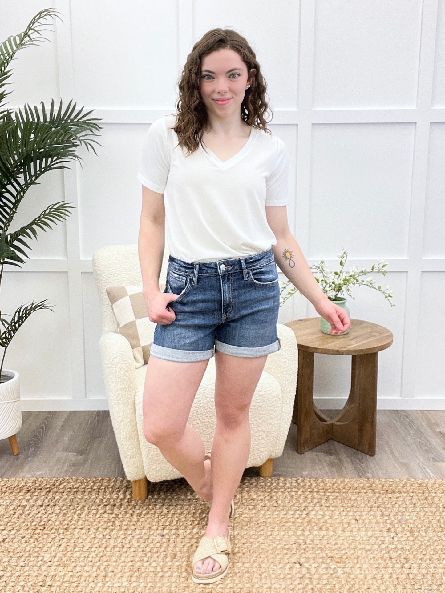 Jackie High Rise Double Cuff Regular Shorts