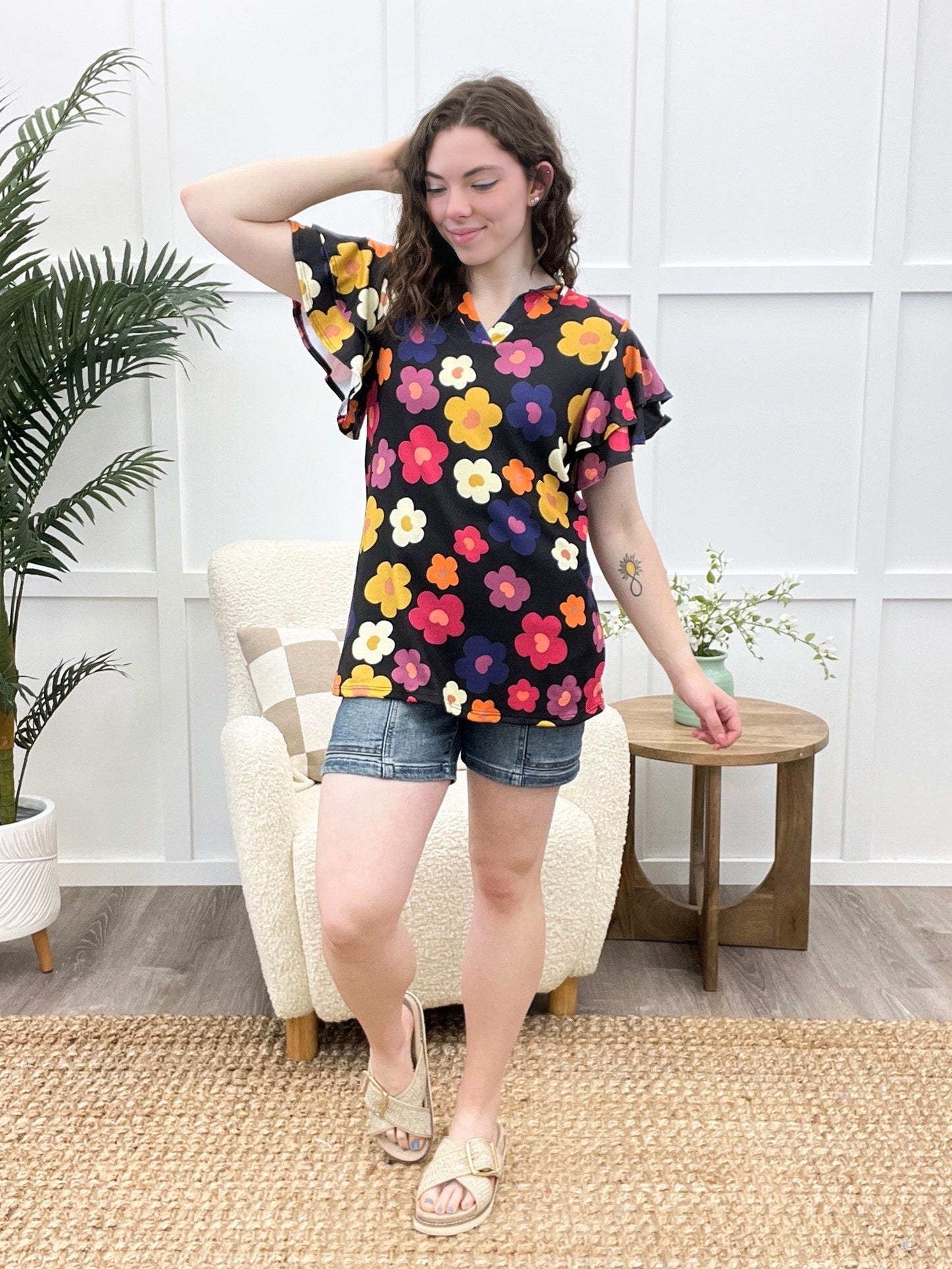 Flower Flutter Top - Black