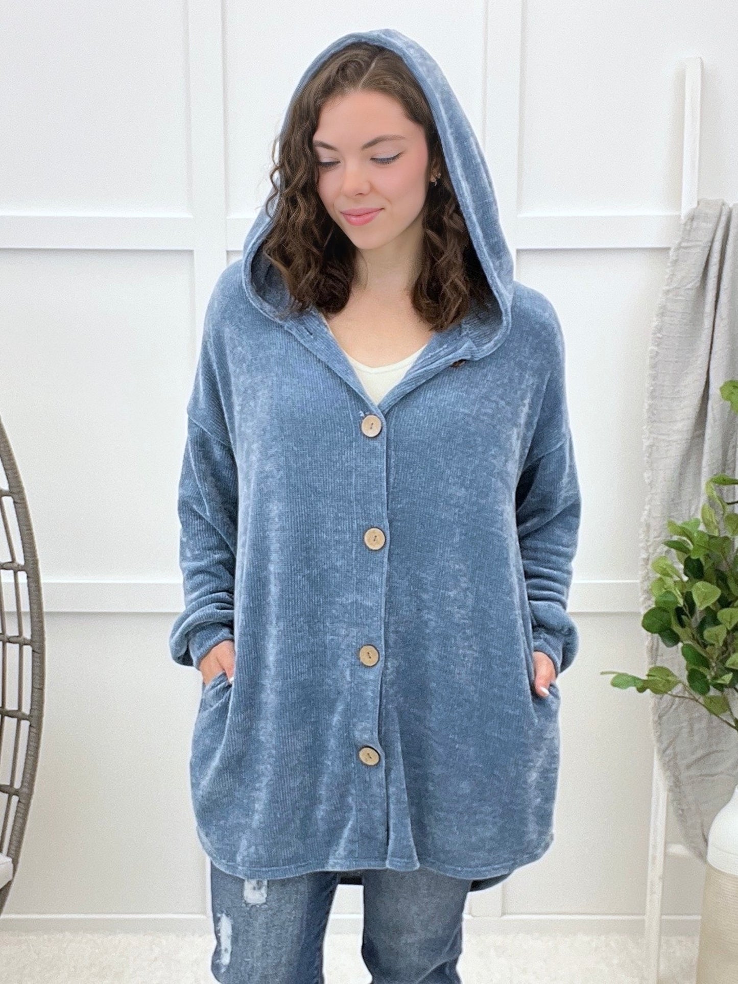 Catch A Glimpse Cardigan