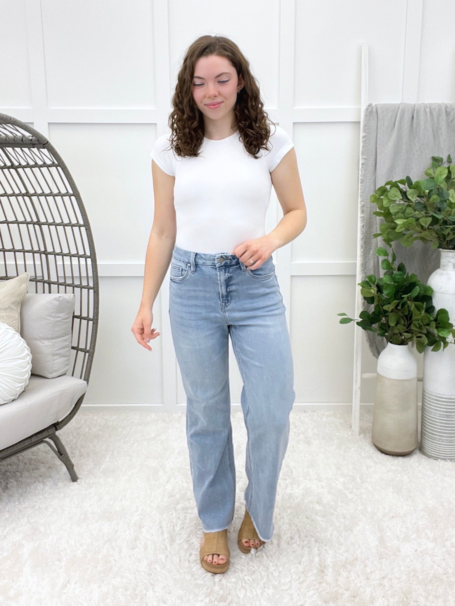 The Selina Super High-Rise Wide Leg Jeans