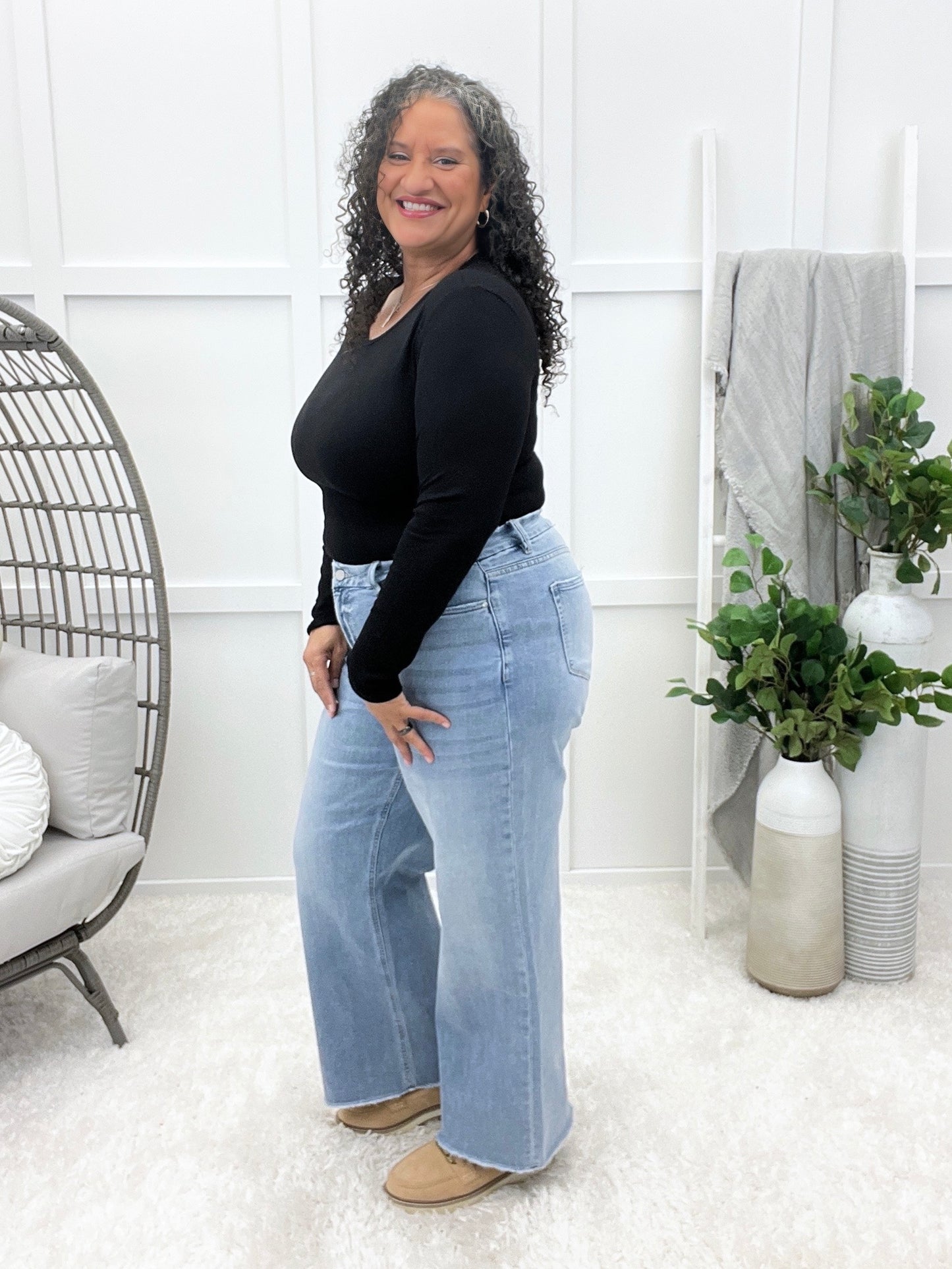 The Selina Super High-Rise Wide Leg Jeans