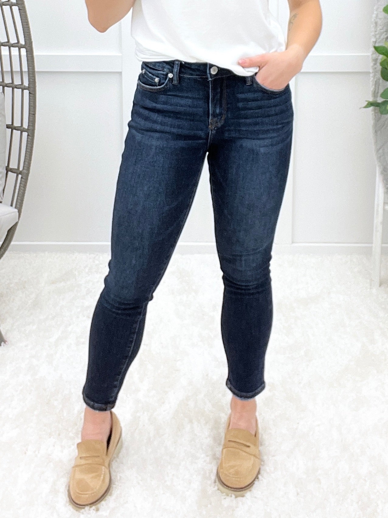 Calista Mid Rise Cigarette Ankle Jeans