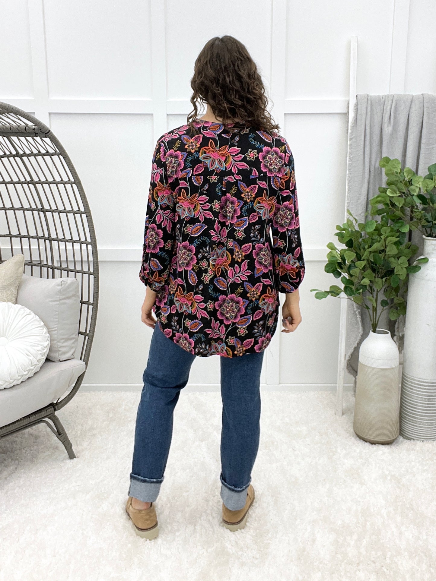 Dear Scarlett Vibing Out Lizzy Top