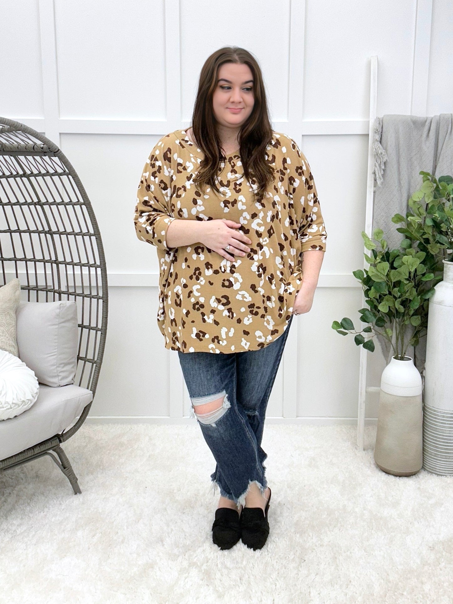 Dear Scarlett Fever Pitch Top