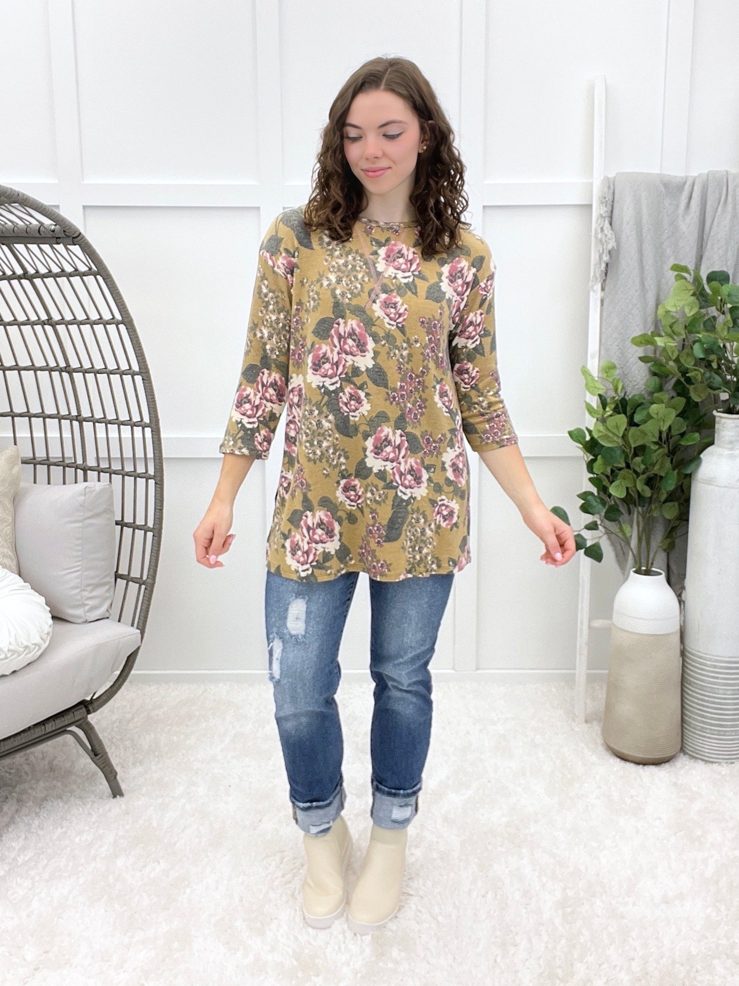 Dear Scarlett Forever Lovely Top