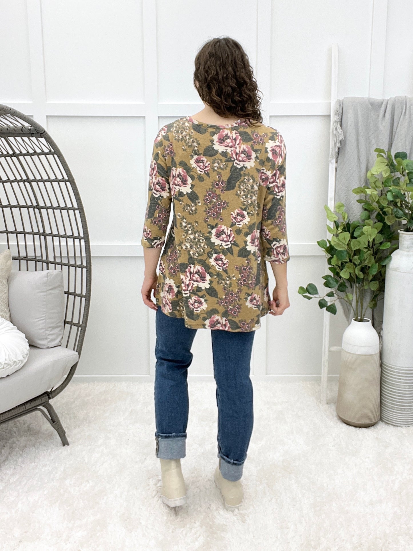 Dear Scarlett Forever Lovely Top