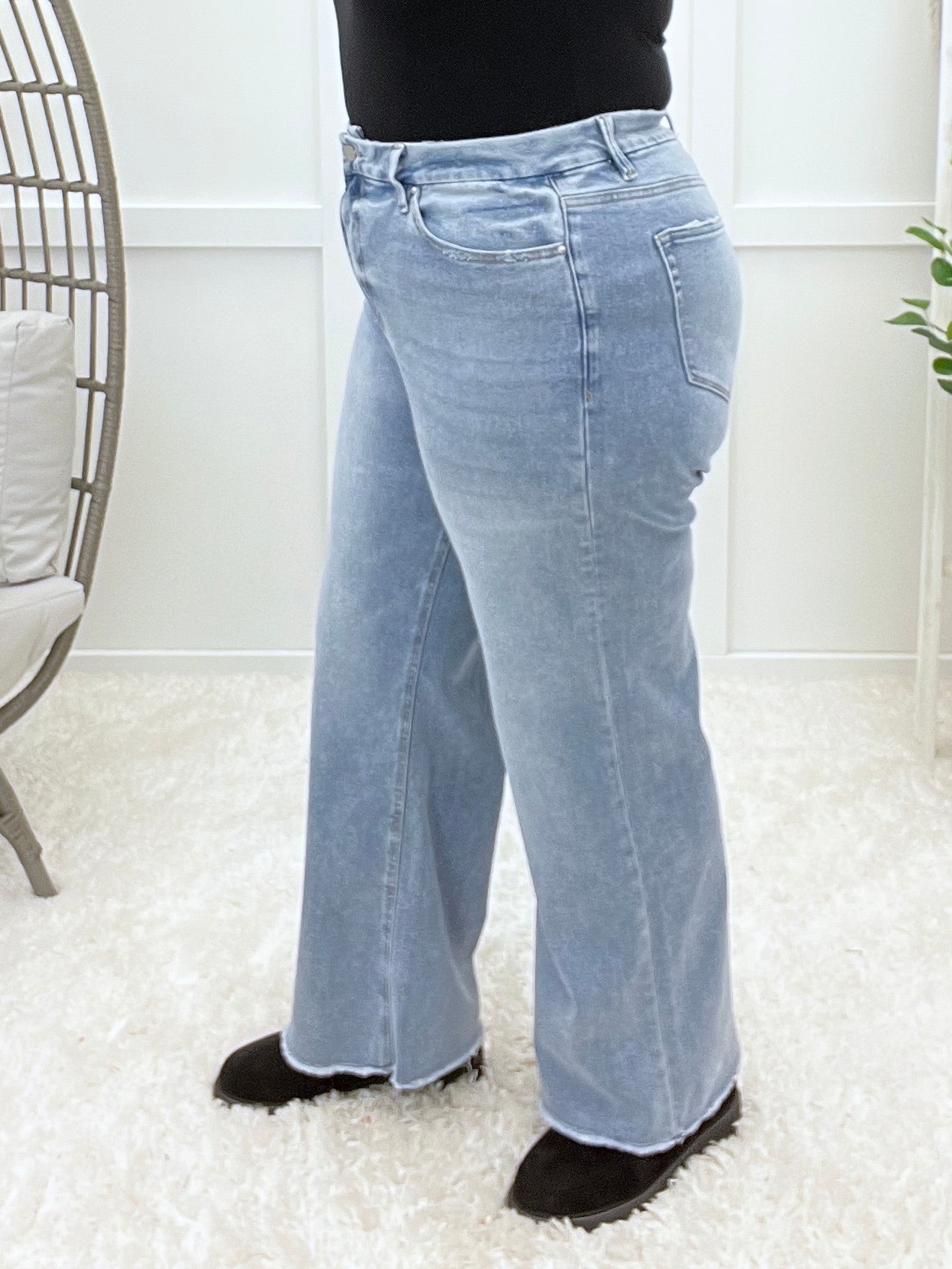 Gina Super High Wide Leg Jeans