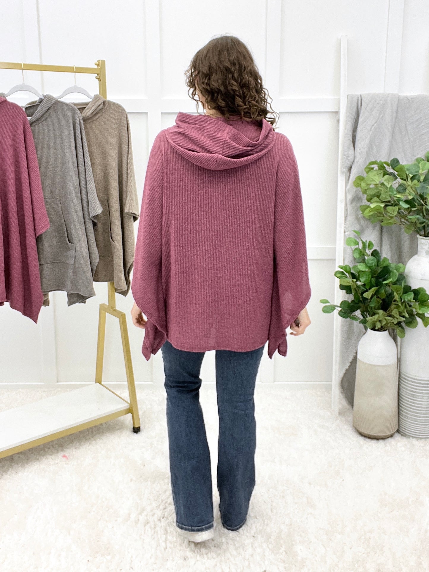 Dear Scarlett Sleeping In Horizon Tops