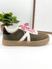 MIA Axel Sneakers