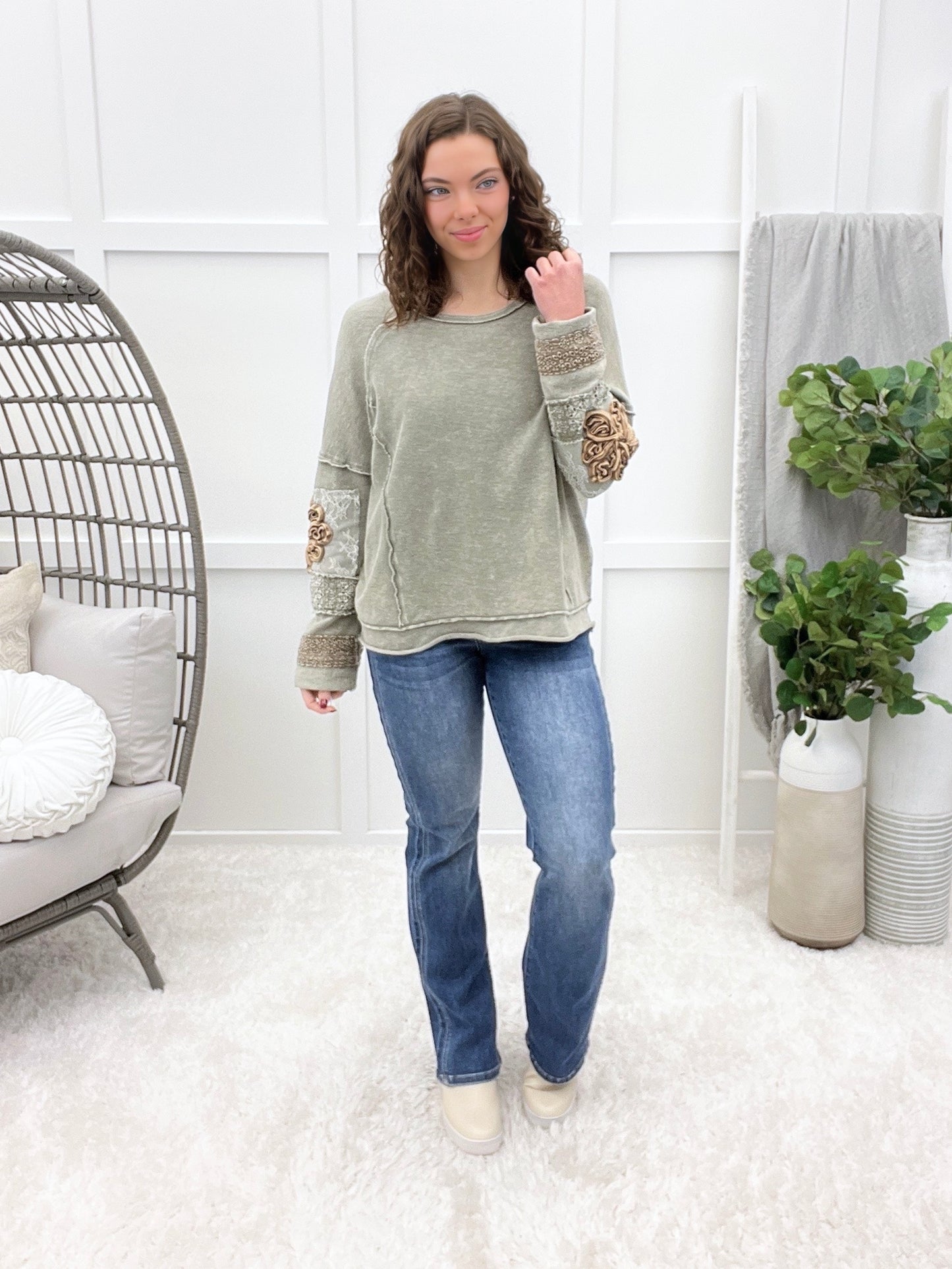 Hard To Love Top - Olive