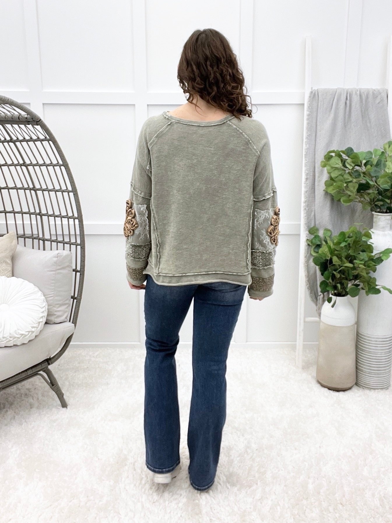 Hard To Love Top - Olive