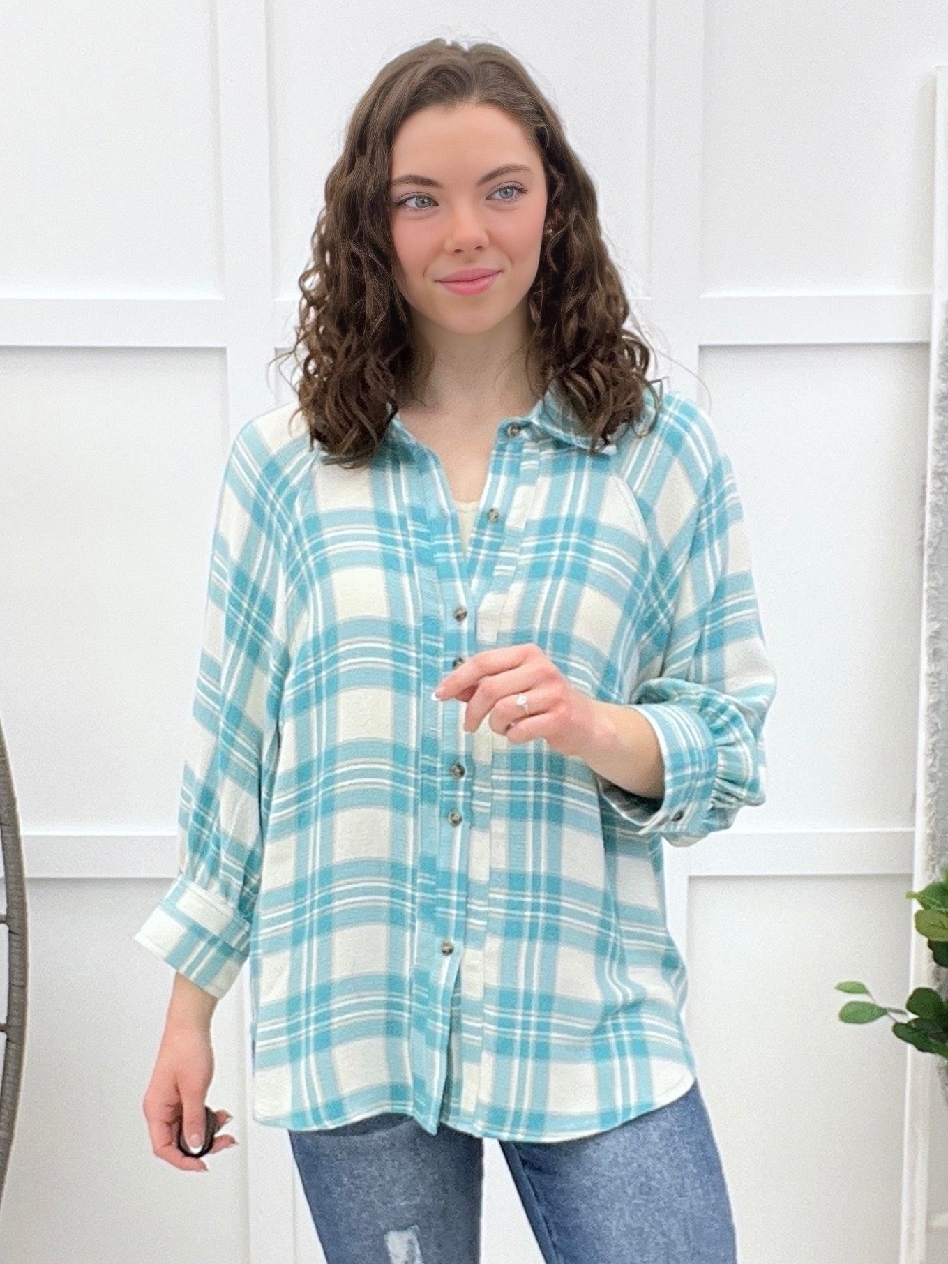 The Go To Button-up Top - Aqua